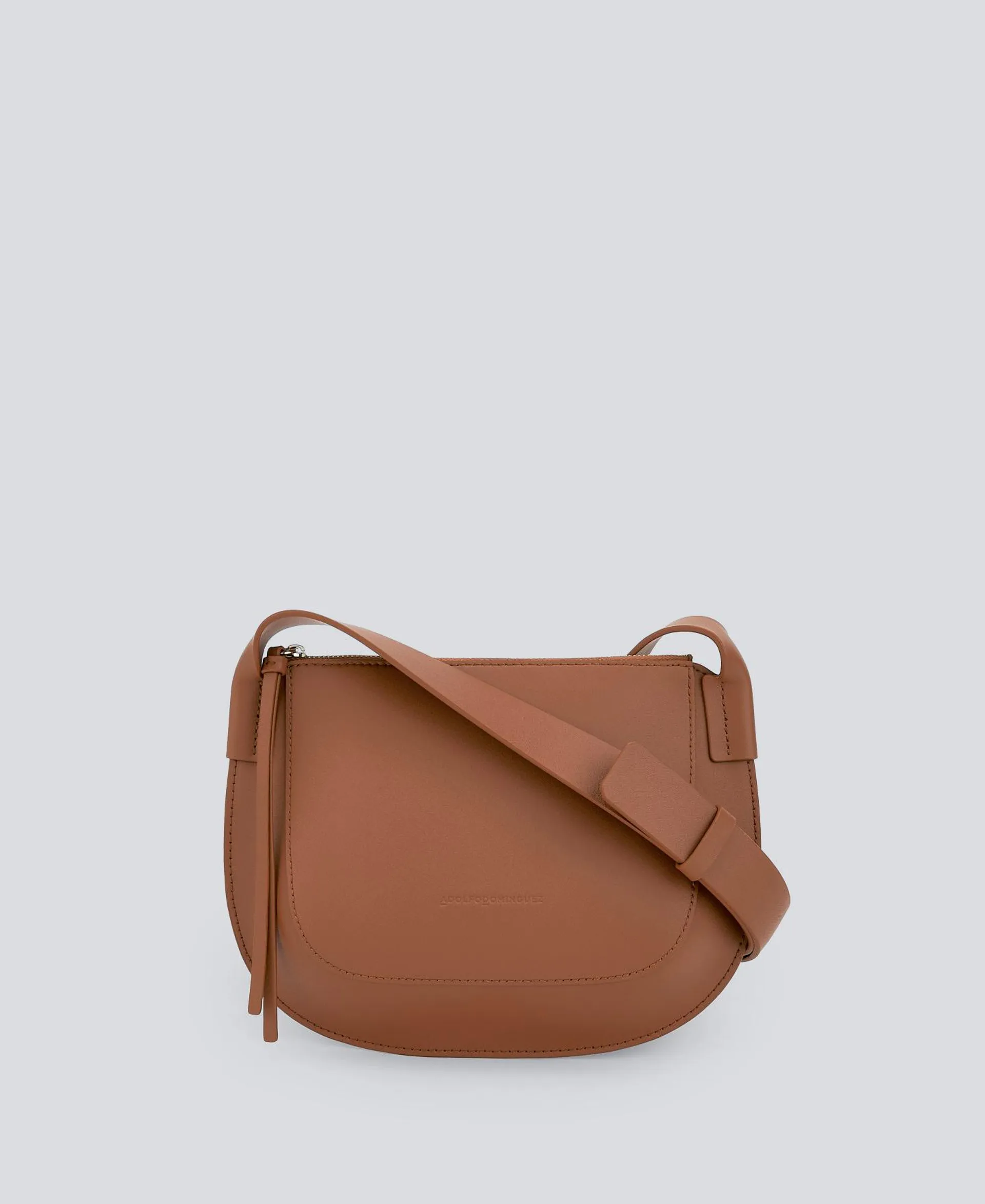 Brown leather shoulder bag woman