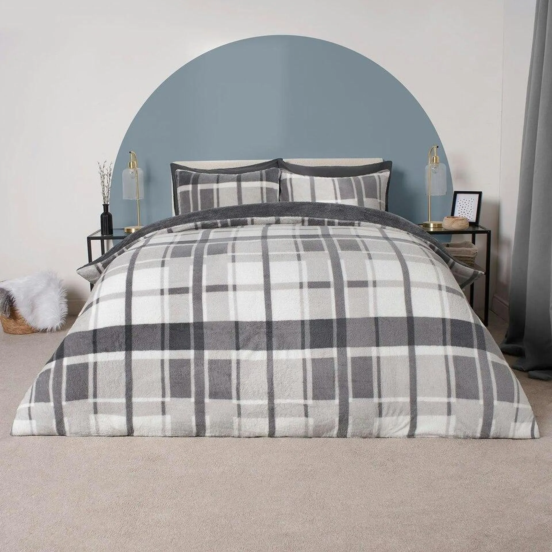 OHS Check Printed Teddy Fleece Duvet Cover and Pillowcase Set, Super King - Charcoal