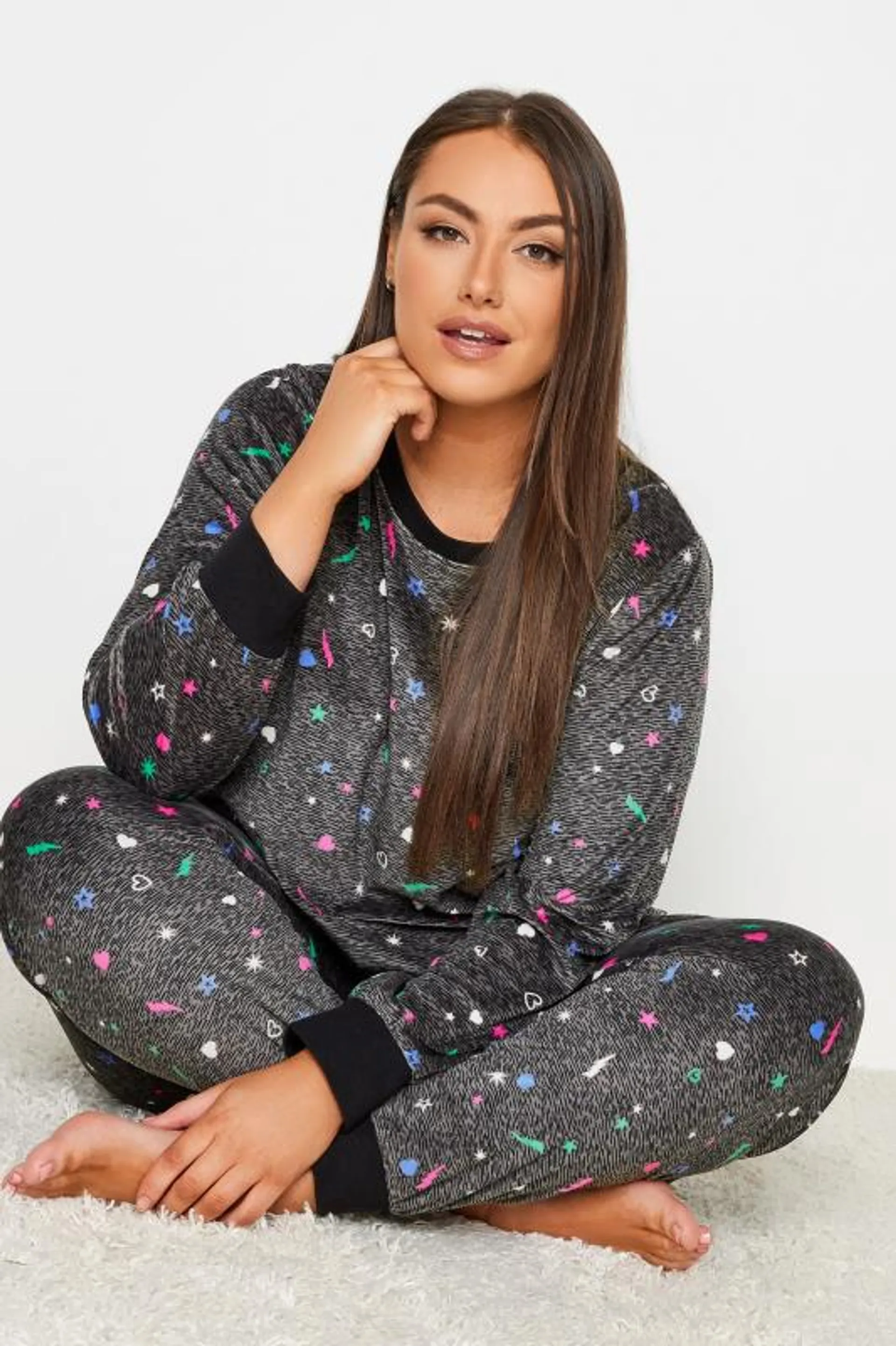 YOURS Curve Grey Star & Heart Print Velour Lounge Set
