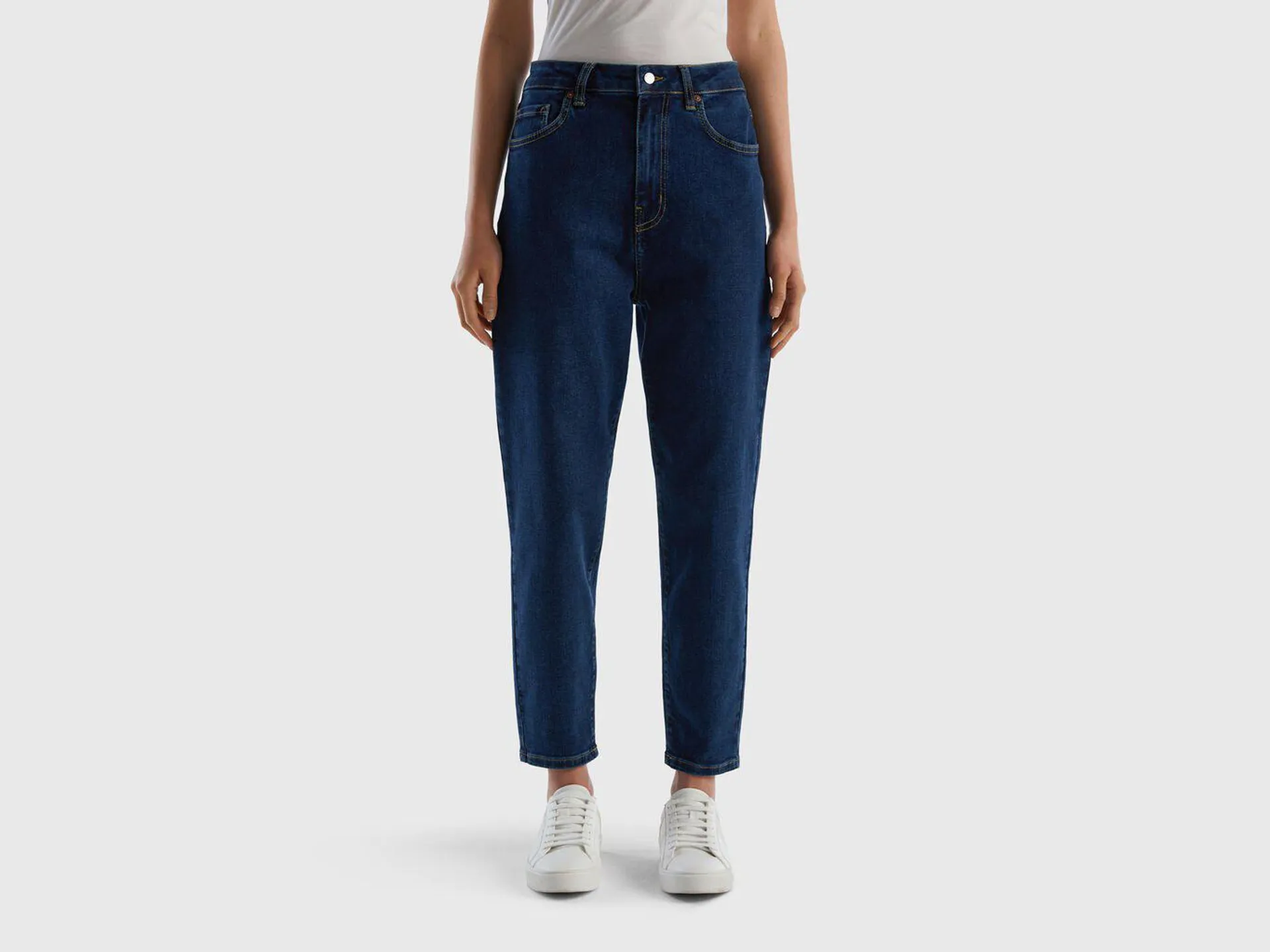 Cropped mom fit jeans