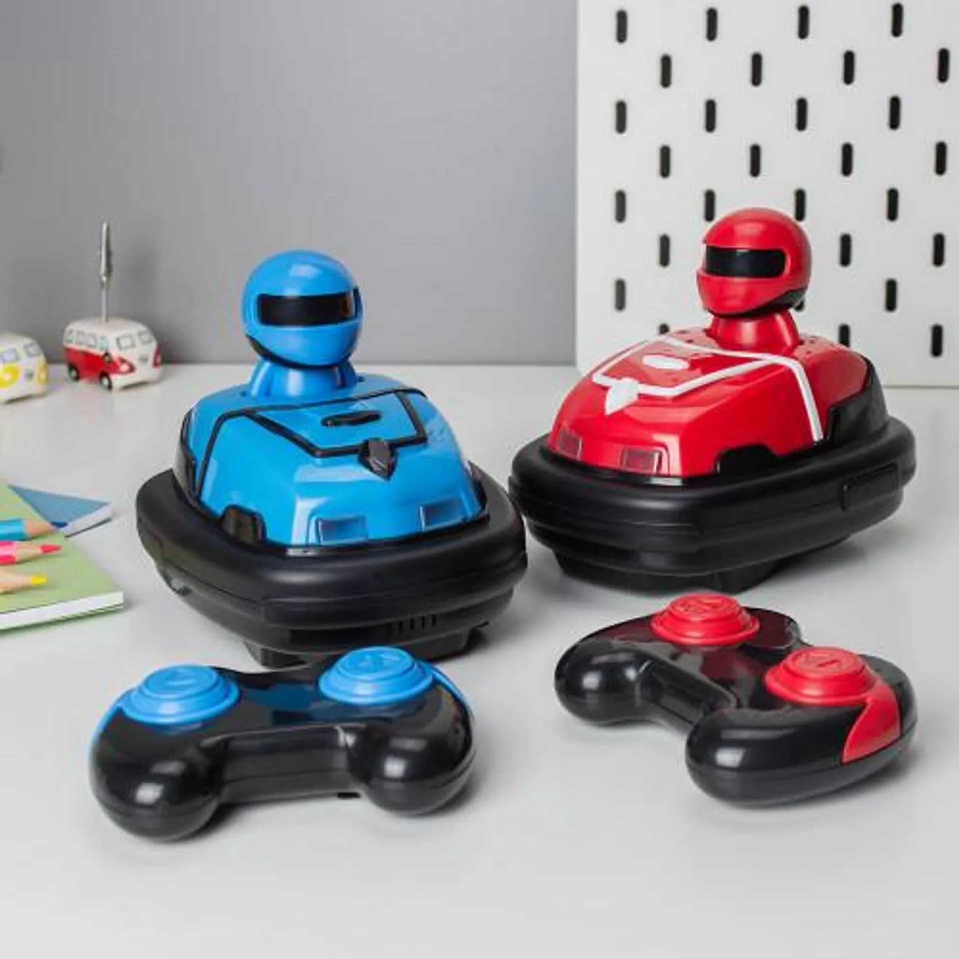 RED5 Remote Control Bumper Cars