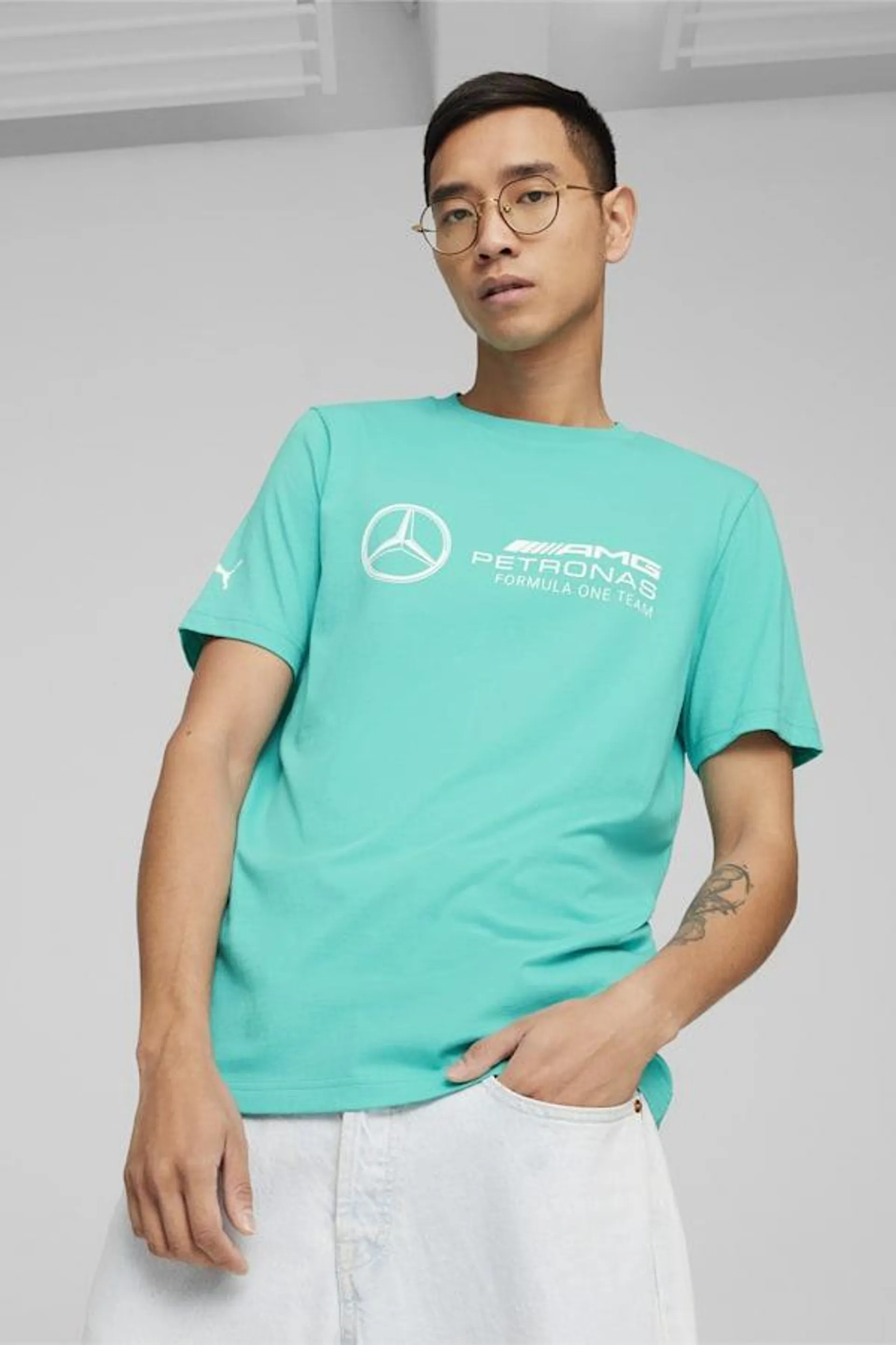 Mercedes-AMG Petronas Motorsport Men's ESS Logo Tee