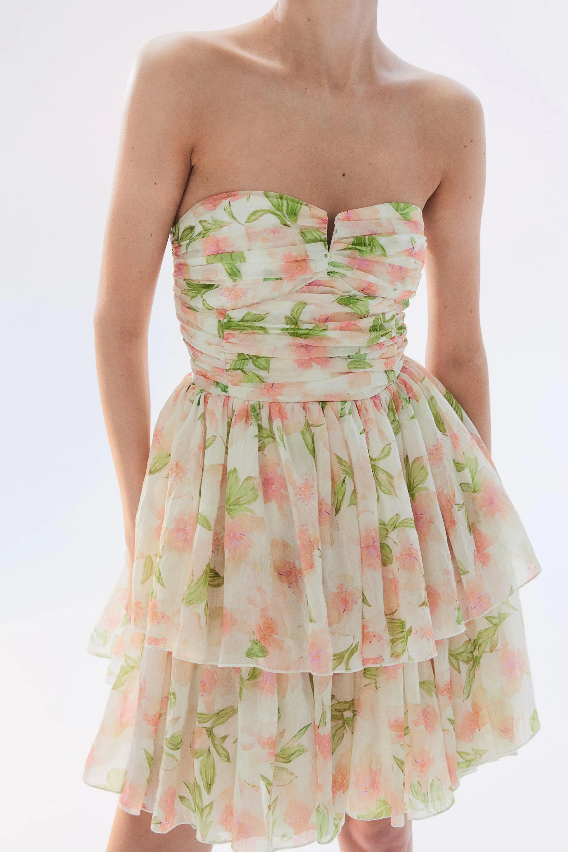 Flared-skirt bandeau dress