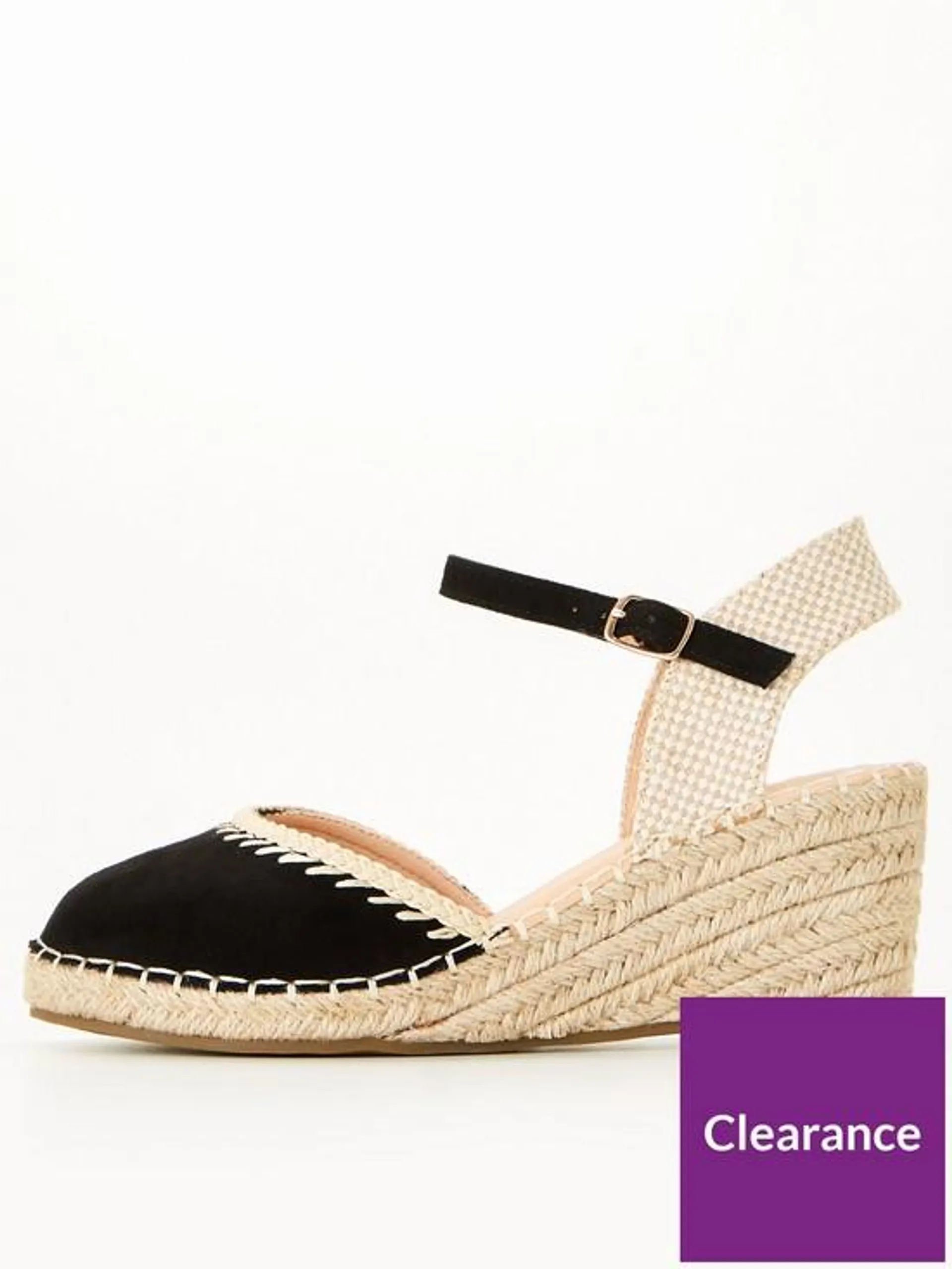 Wide Fit Low Closed Toe Wedge - Black