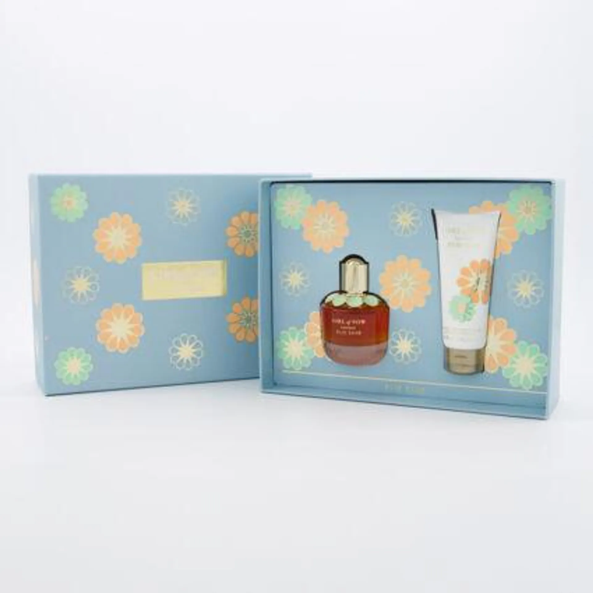 Girl Of Now Lovely Gift Set