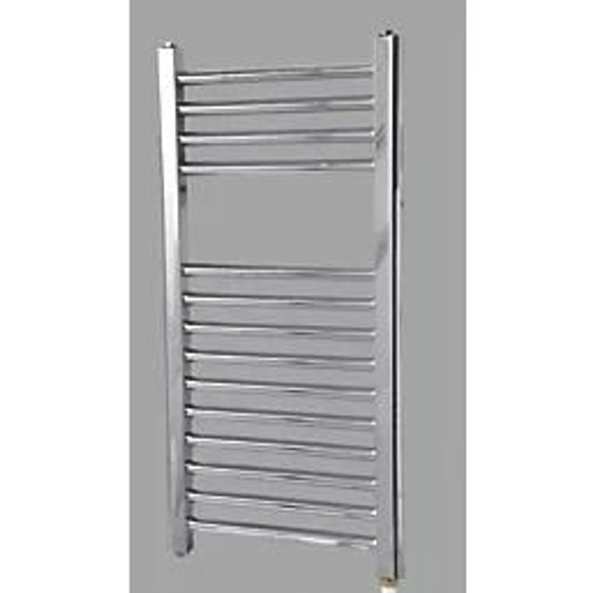 Flomasta 700mm x 400mm 512BTU Chrome Flat Electric Towel Radiator