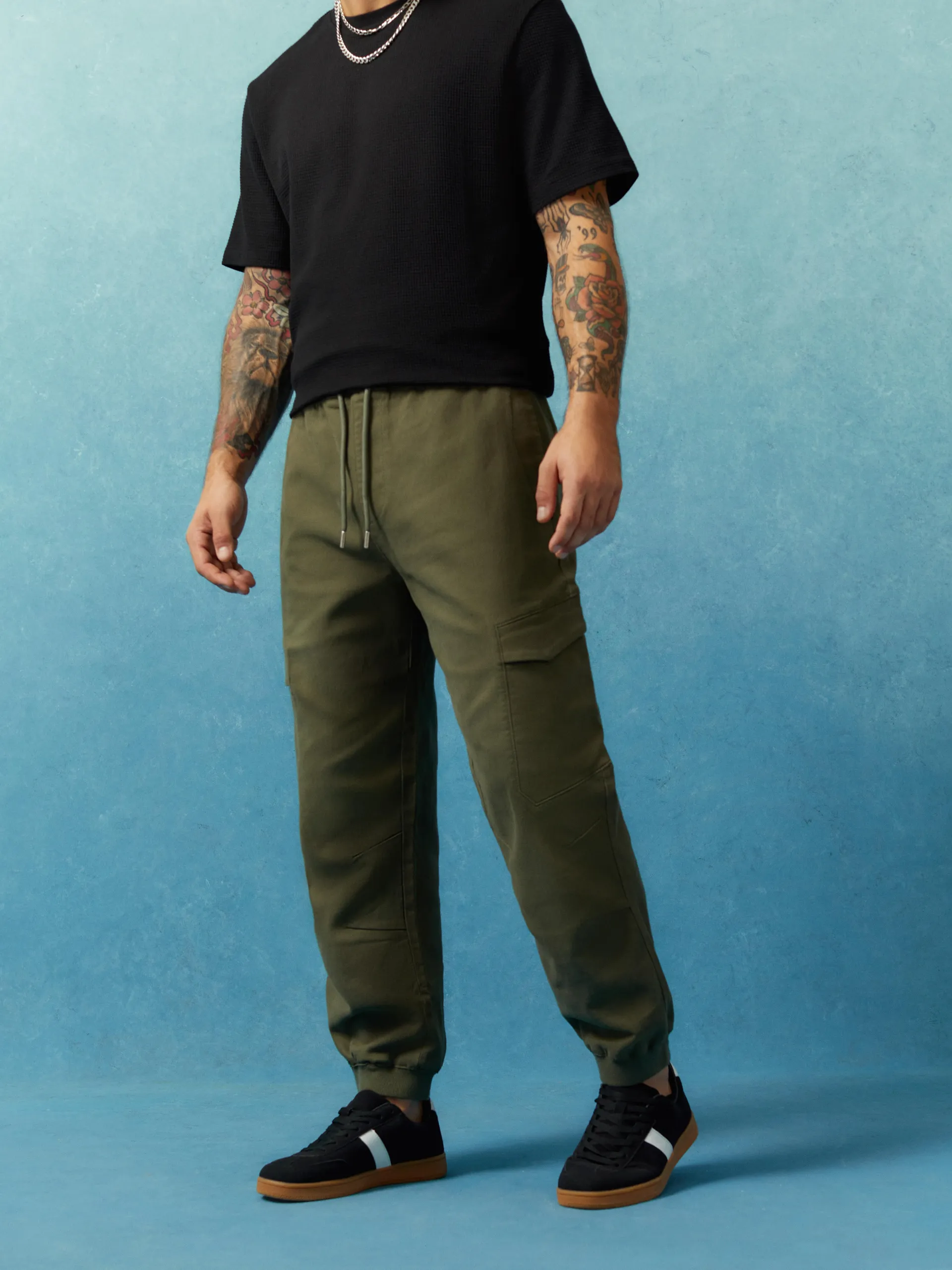 Relaxed Fit Stretch Cargo Joggers