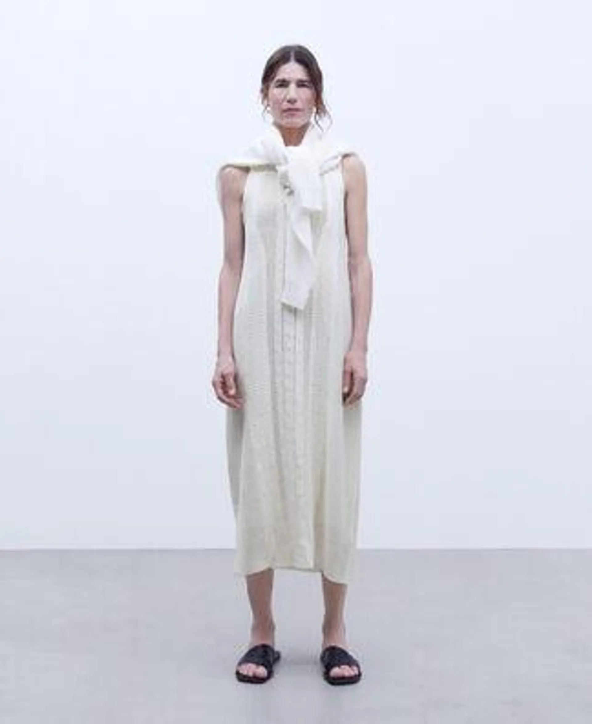 Sleeveless openwork knit dress