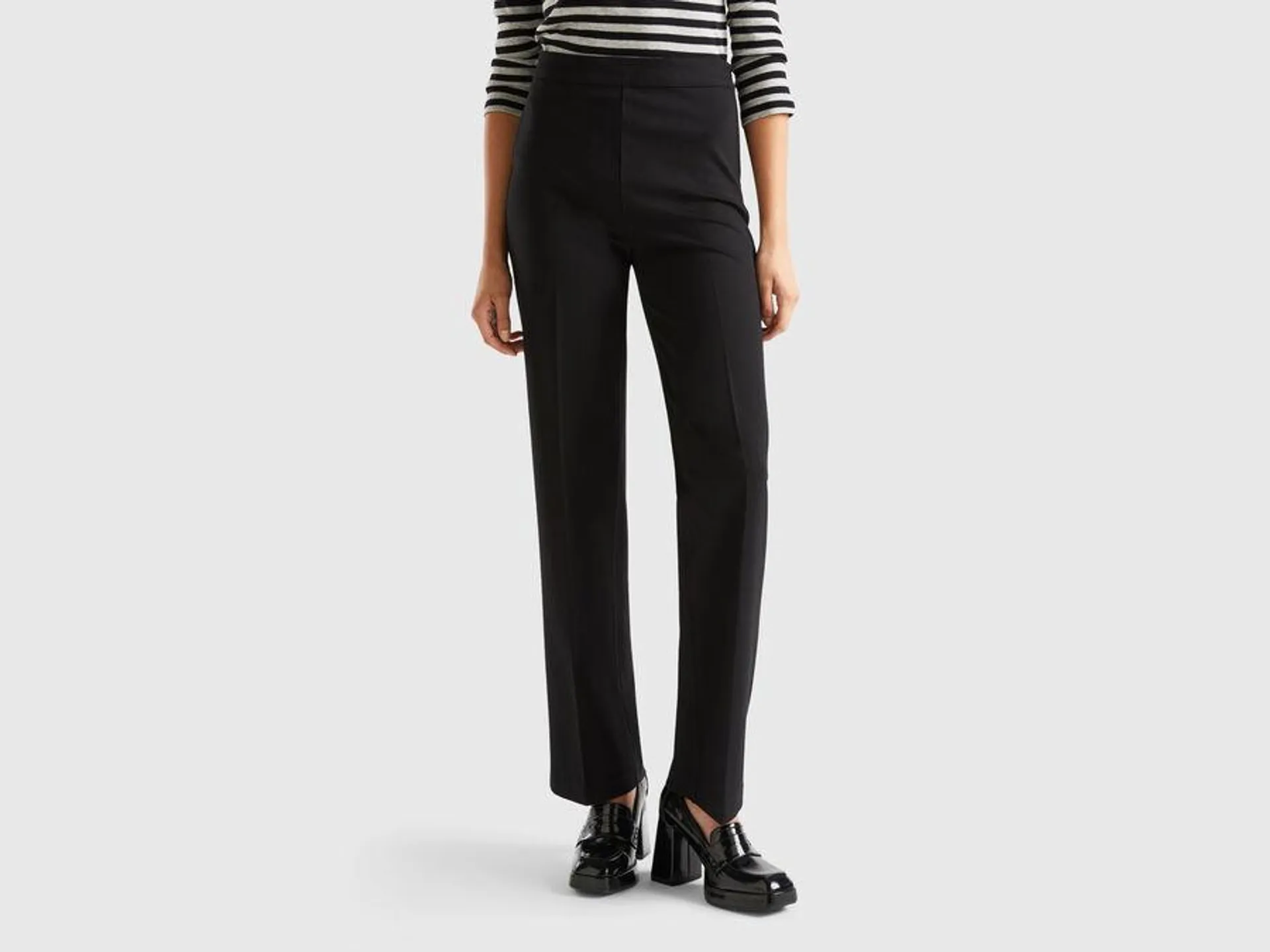 Straight cut classic trousers