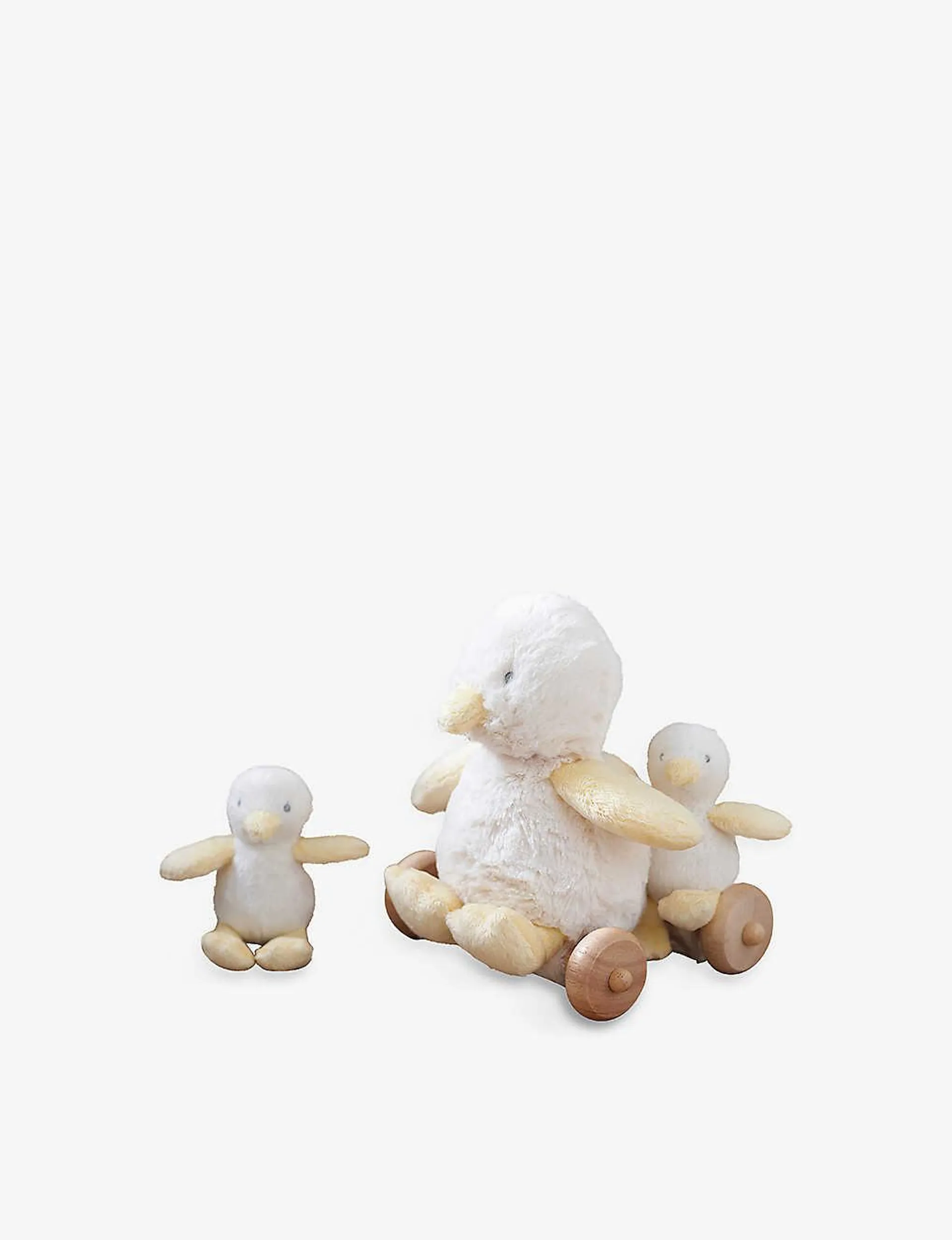 Pull-along chicks wood and recycled-polyester toy