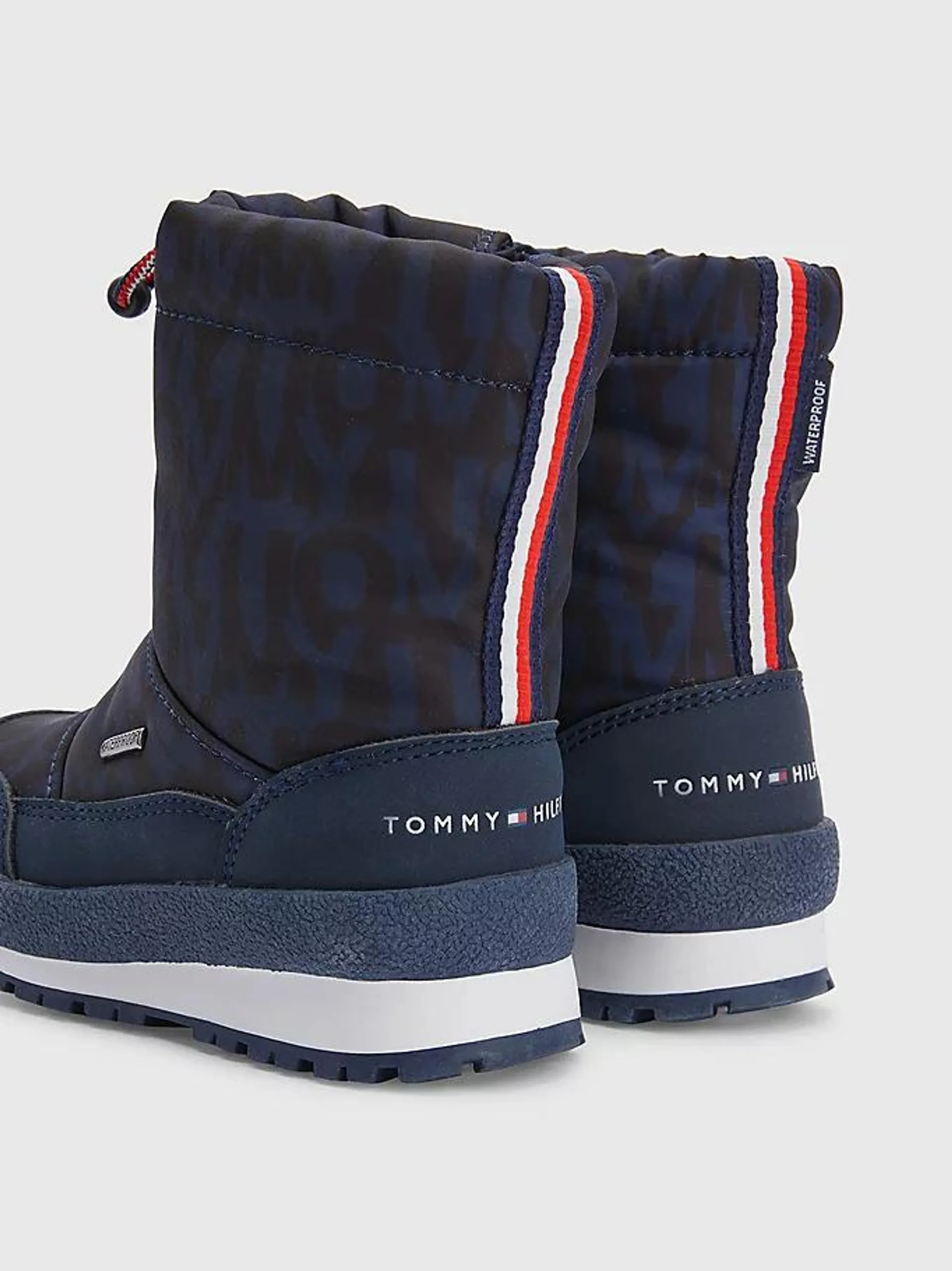 Toggle Cord Snow Boots
