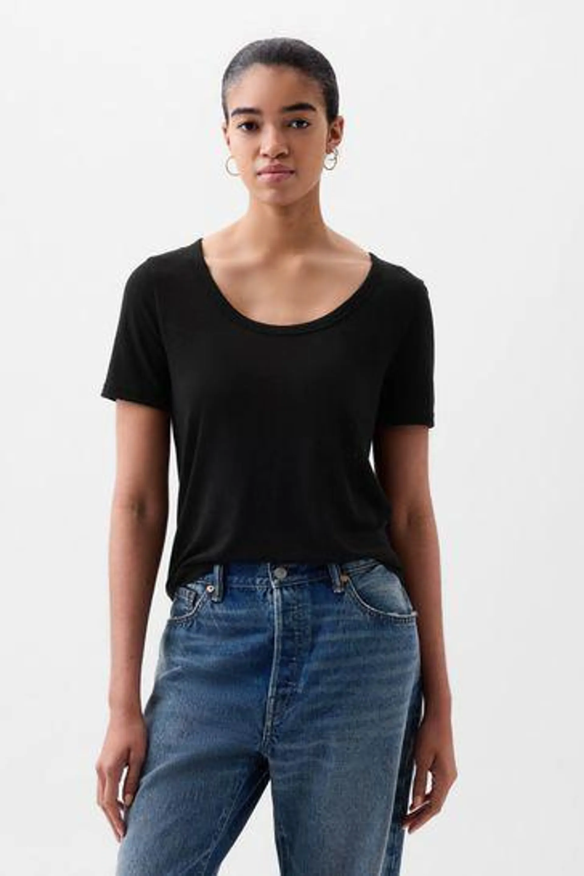 Linen Blend Short Sleeve Scoop Neck T-Shirt