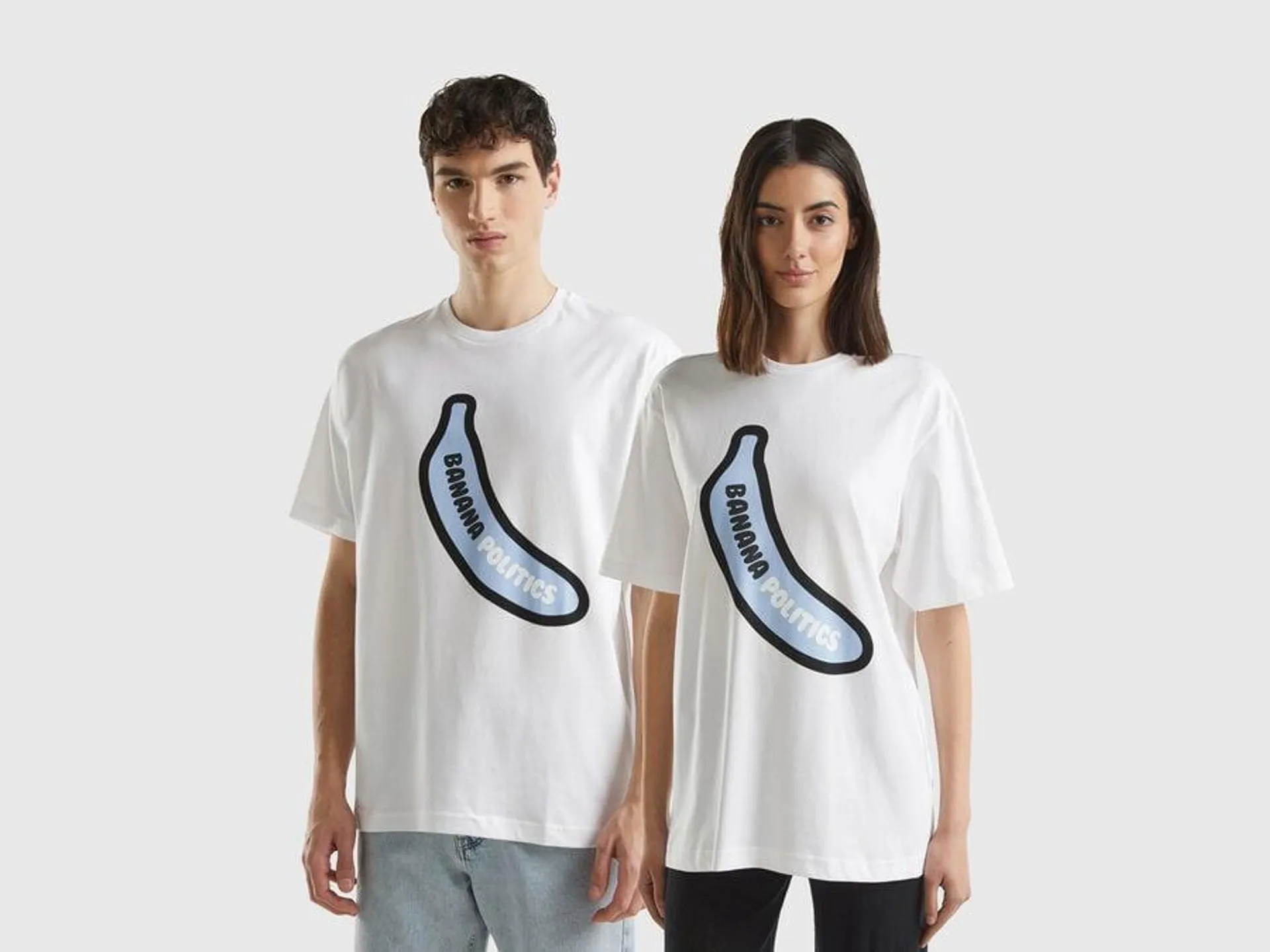 Oversized t-shirt with banana print