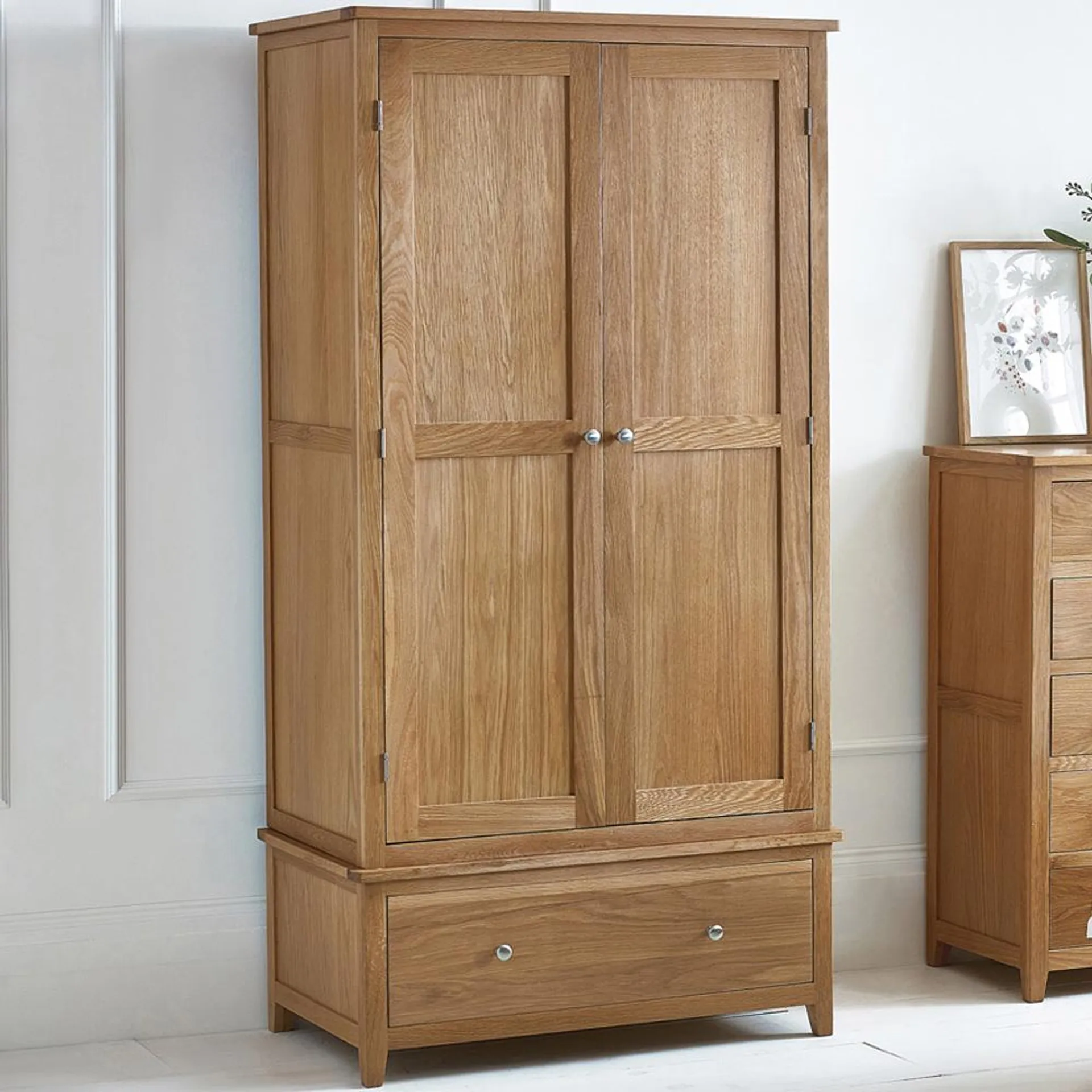 Julian Bowen Mallory 2 Door Single Drawer Combination Wardrobe