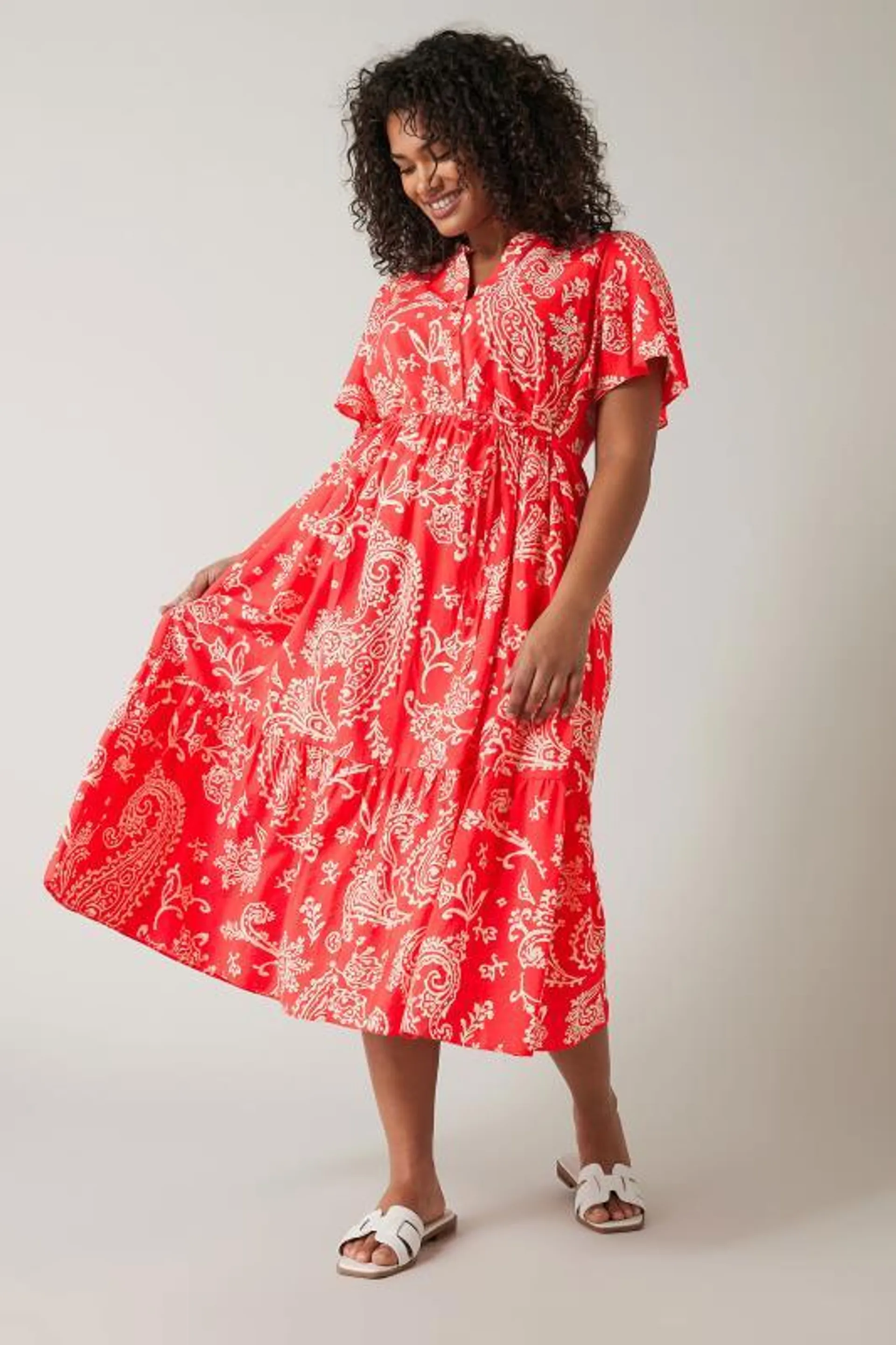 EVANS Curve Red & White Paisley Print Midi Shirt Dress