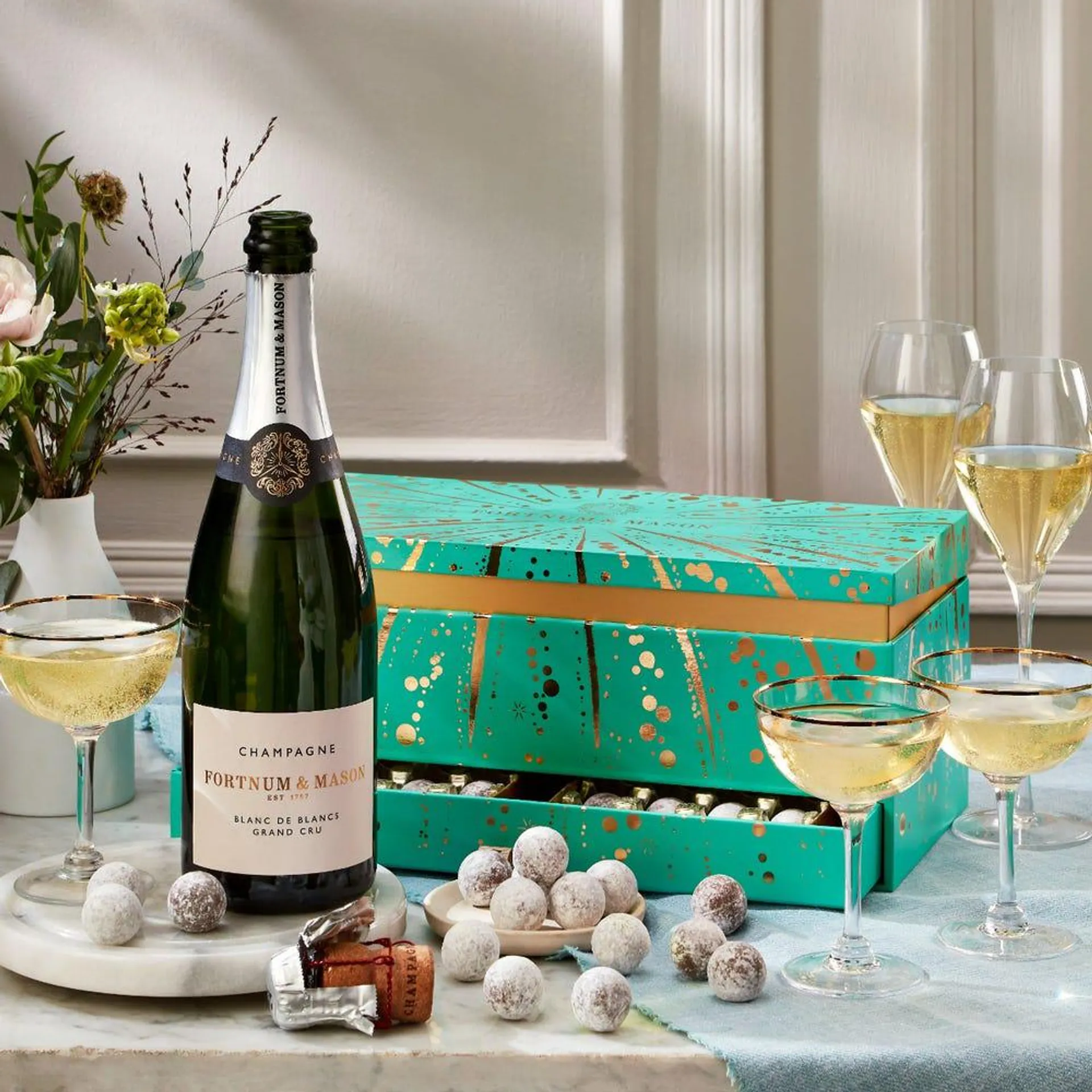 The Champagne & Chocolate Gift Box