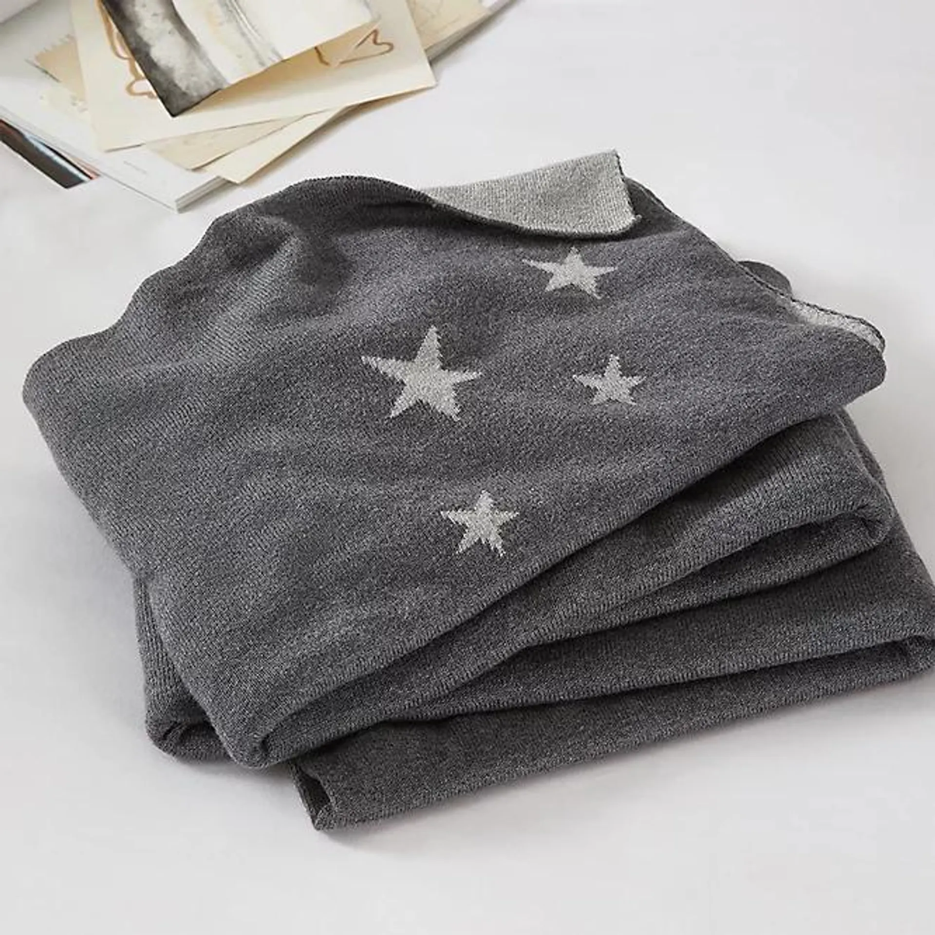 Knitted Star Throw