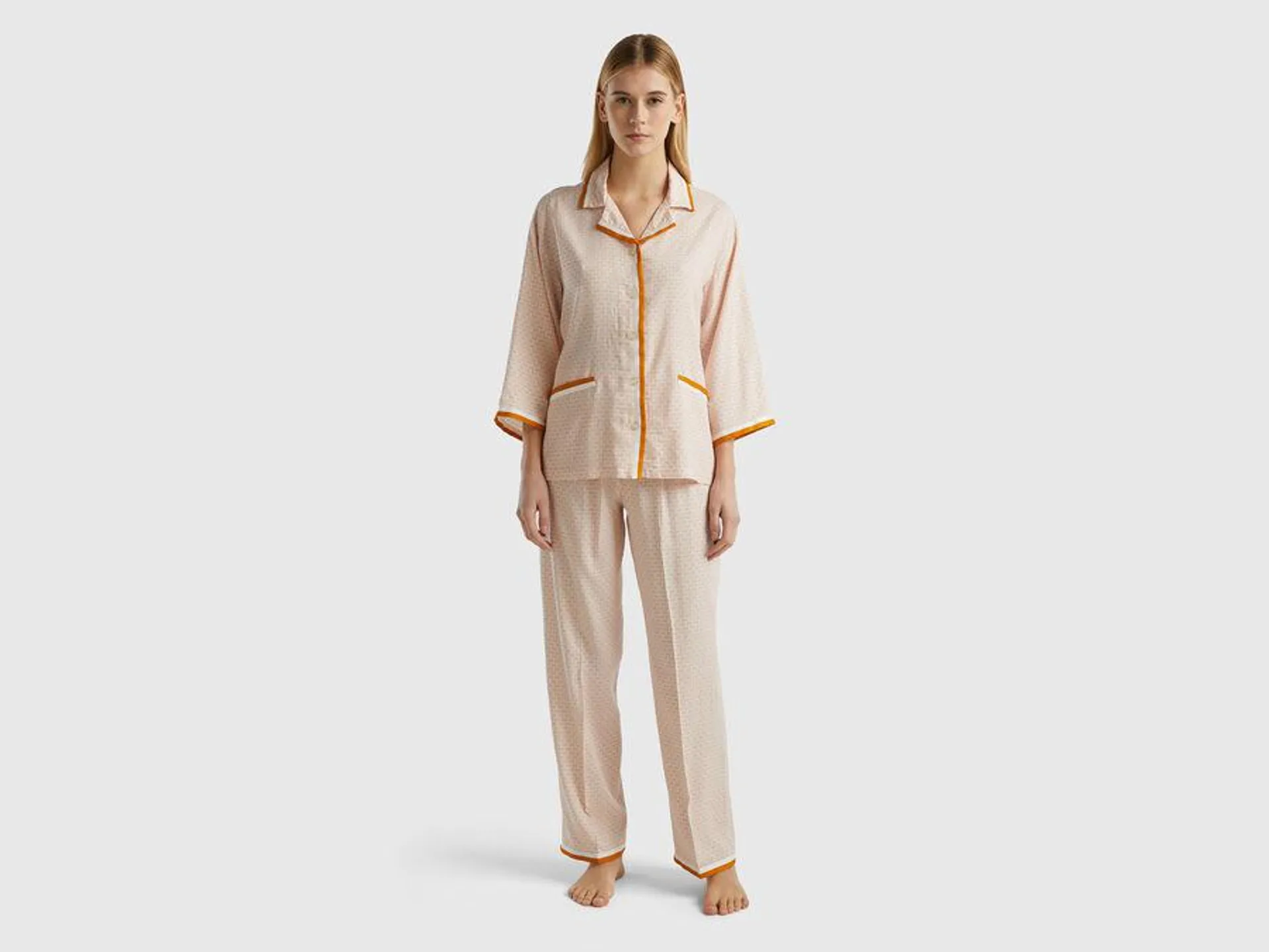 Monogram pyjamas in sustainable viscose
