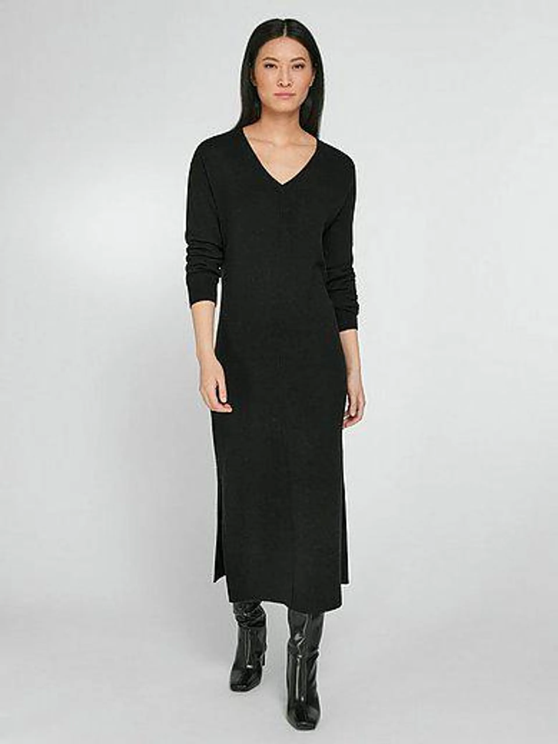 Knitted dress made of pure new wool and cashmere