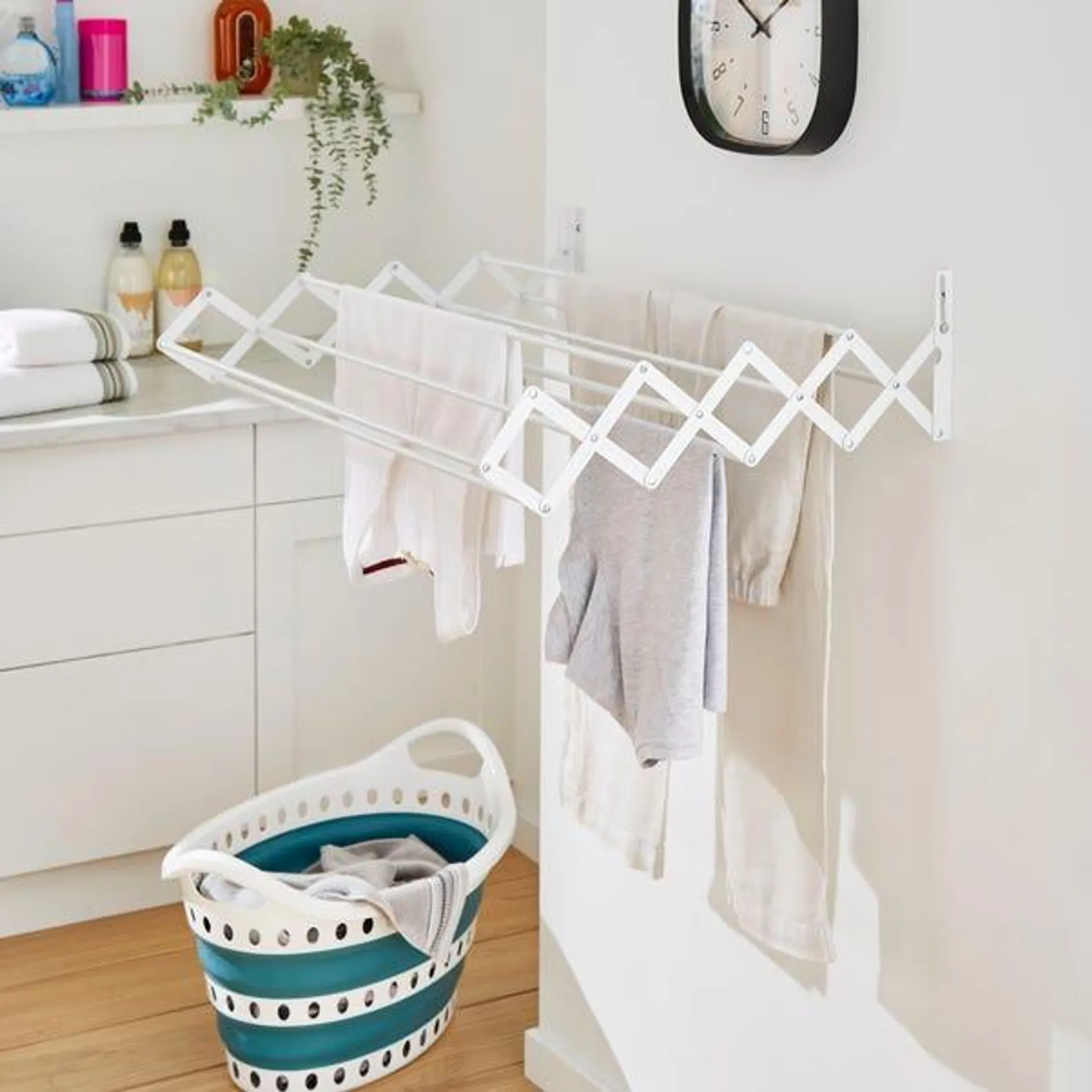 Utility 7kg Wall Mounted Clothes Airer