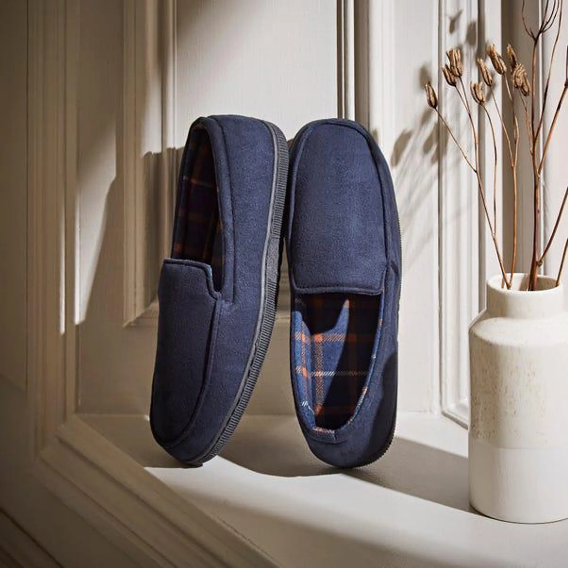 Men's Navy Check Slippers