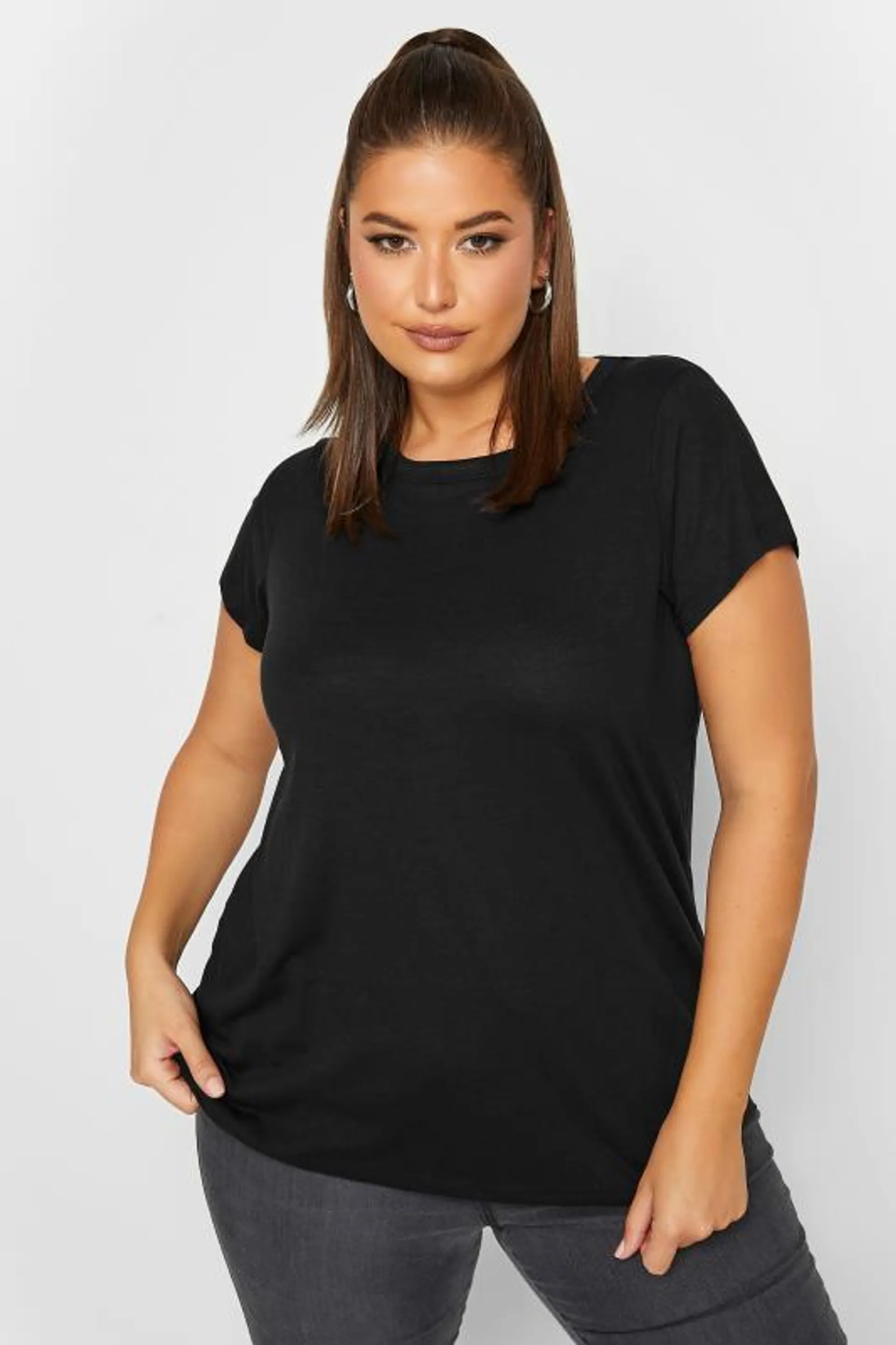 YOURS Curve Black T-Shirt