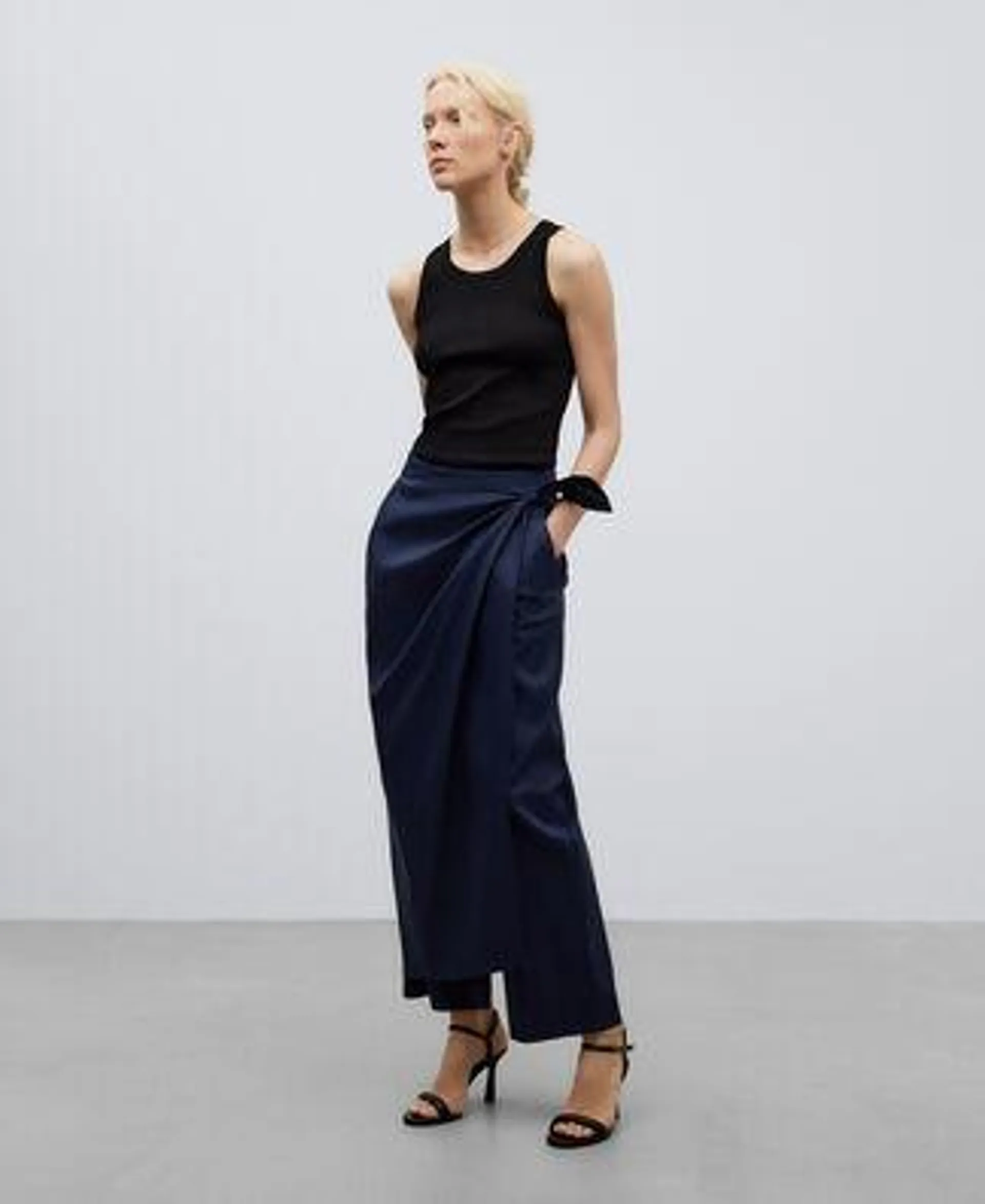 Navy blue trousers with sarong woman