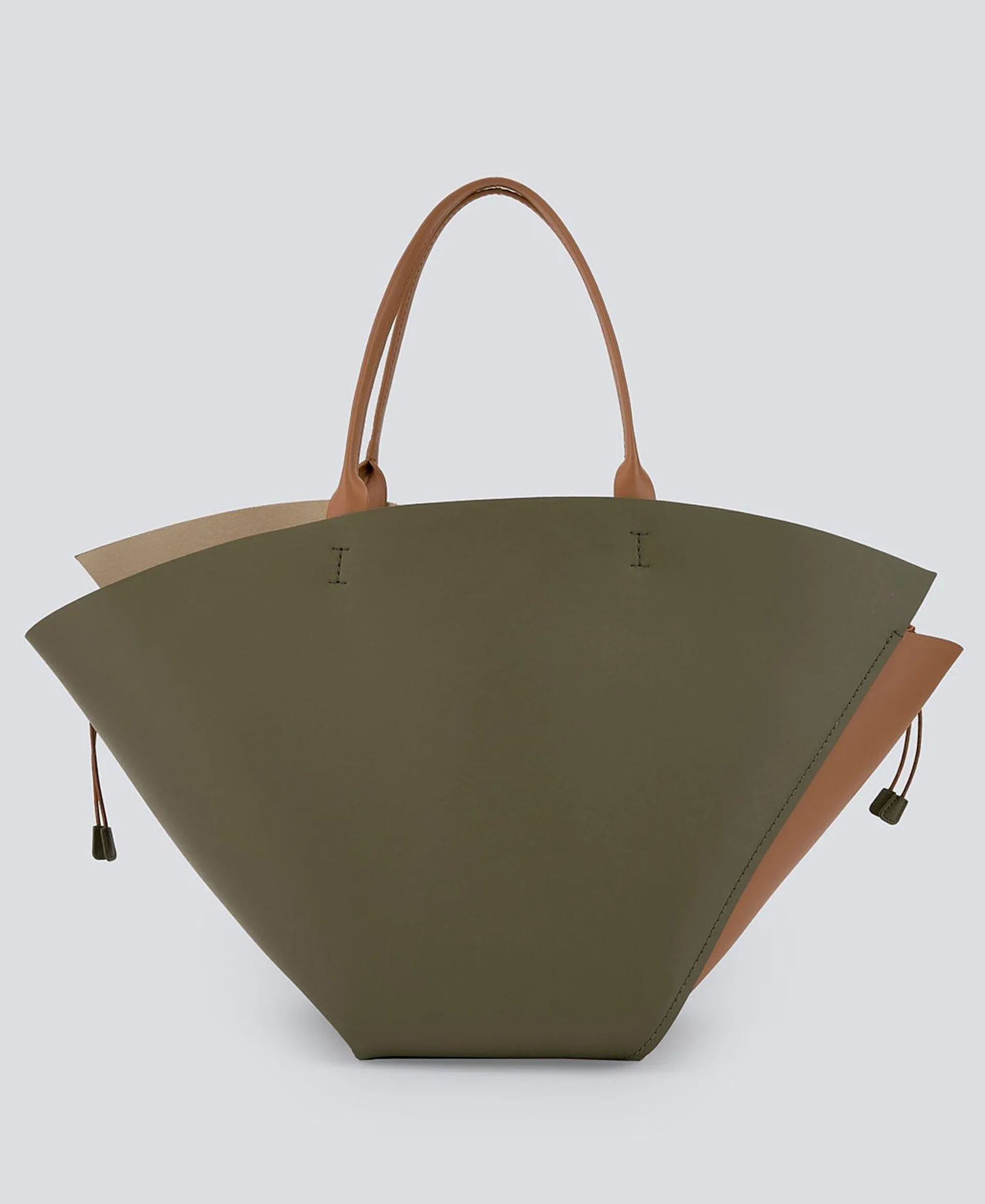 Asymmetric leather shopper bag woman