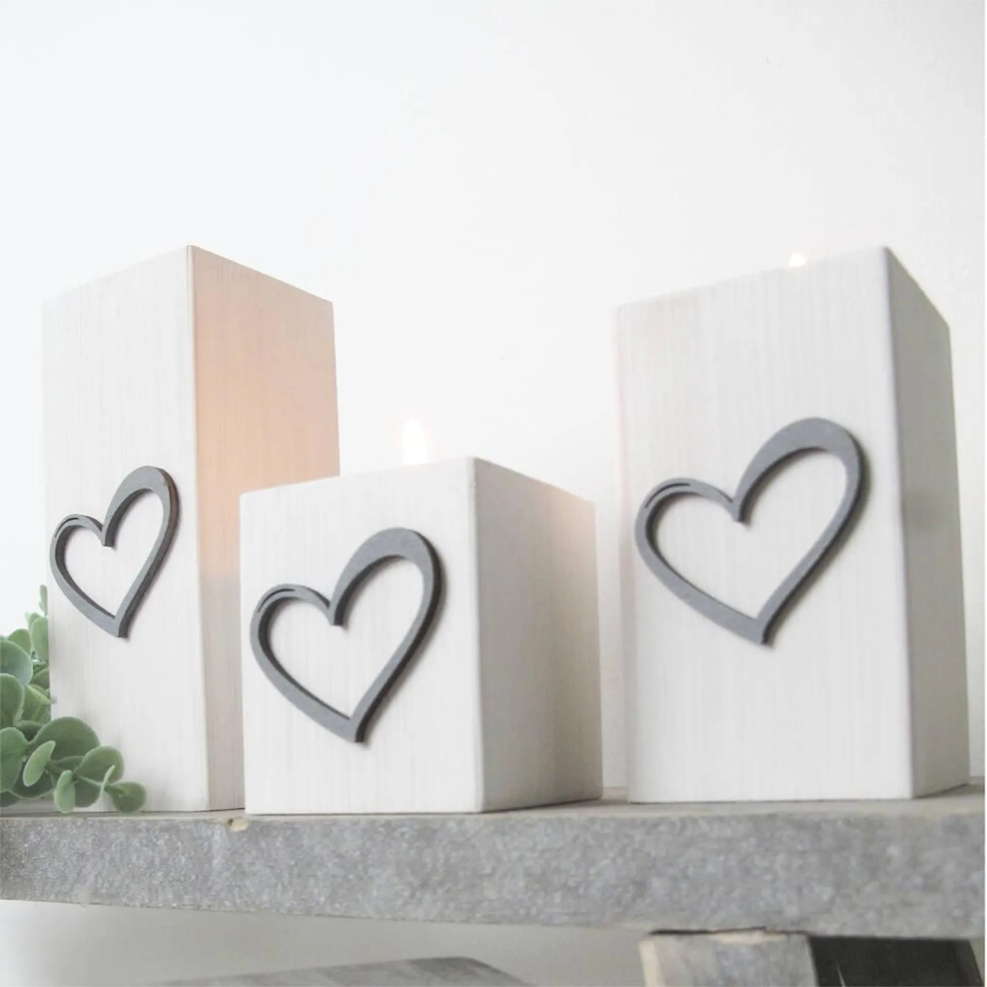 Winter White Wooden Tea Light Holders Grey Heart Design