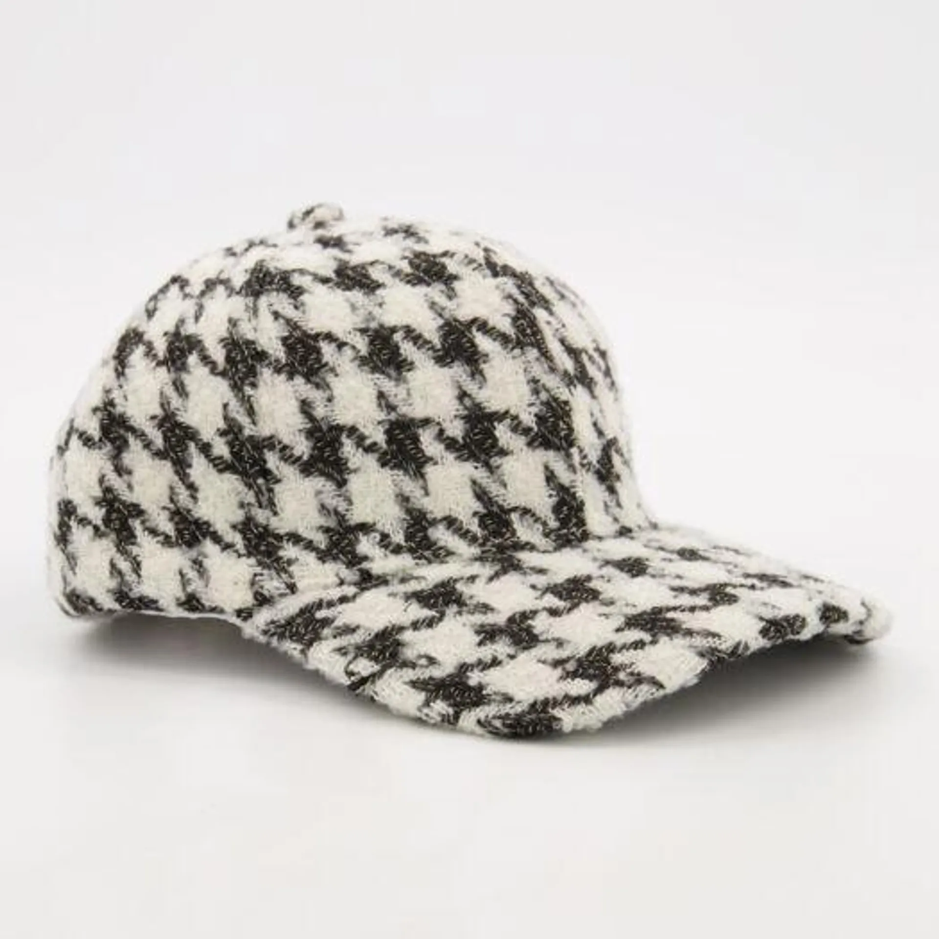 Black & White Dogtooth Cap