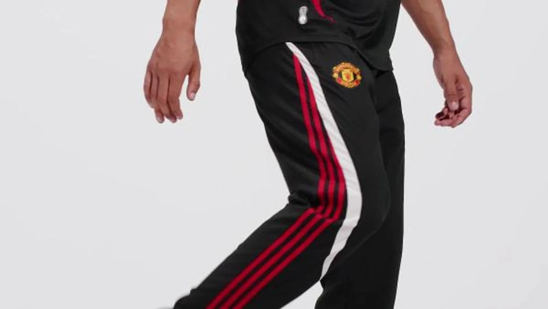 Manchester United Teamgeist Woven Tracksuit Bottoms