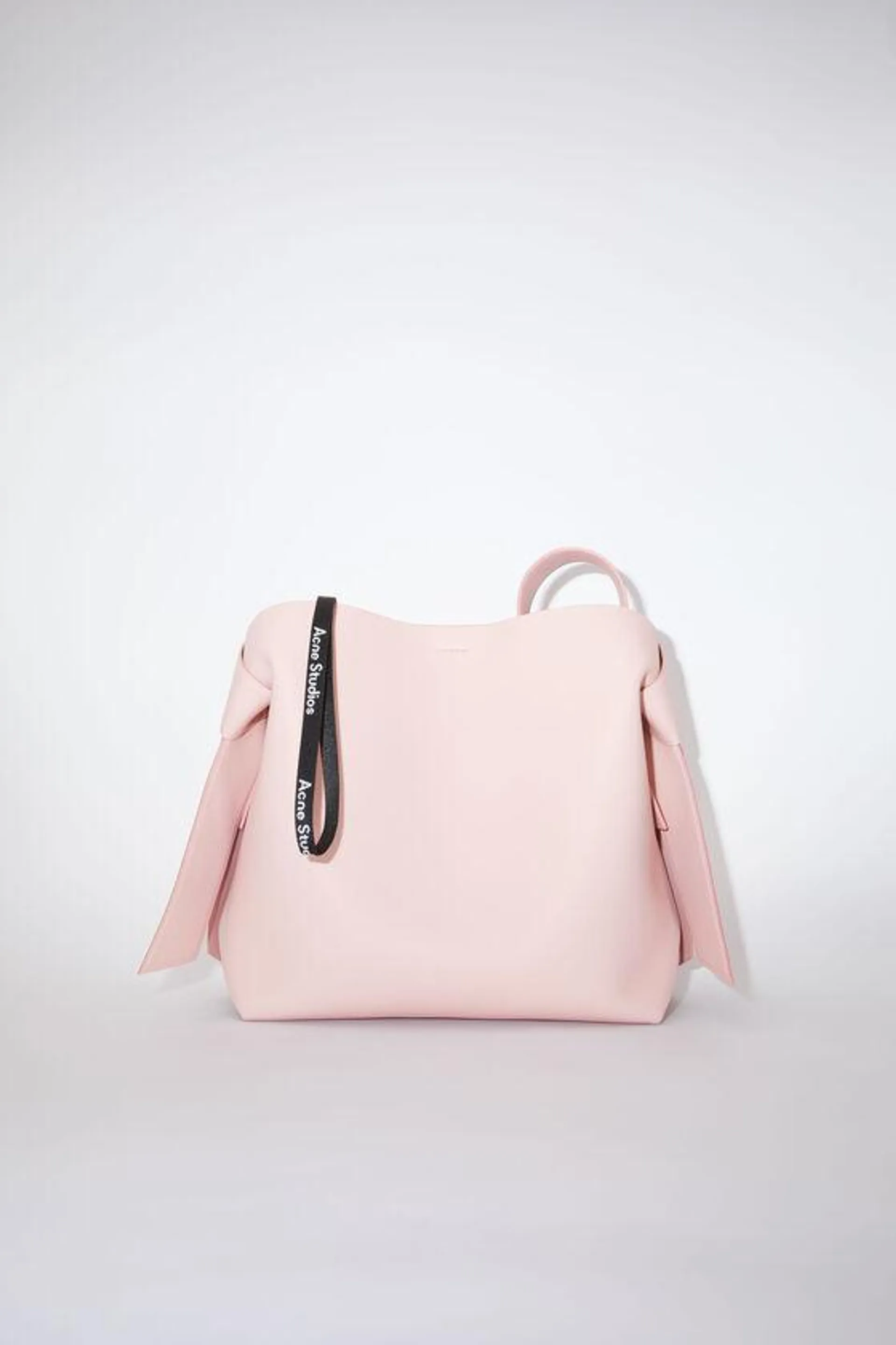 Musubi midi shoulder bag