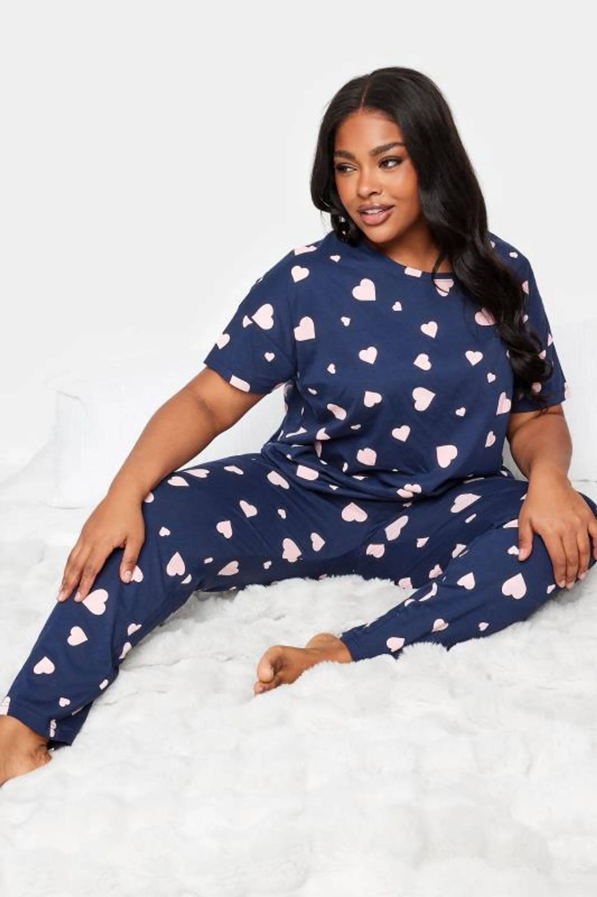 YOURS Curve Navy Blue Heart Print Pyjama Set