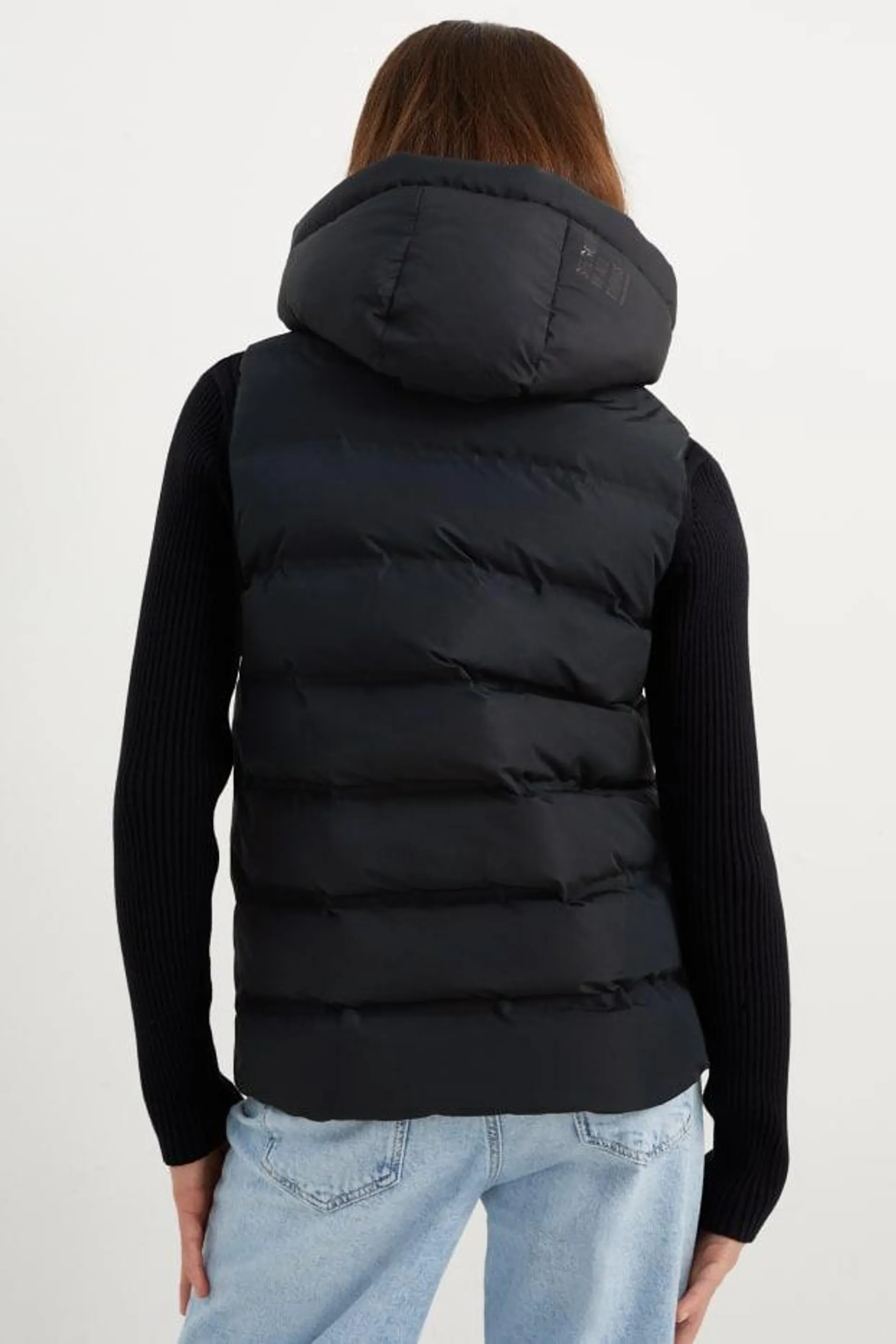 Quilted gilet with hood