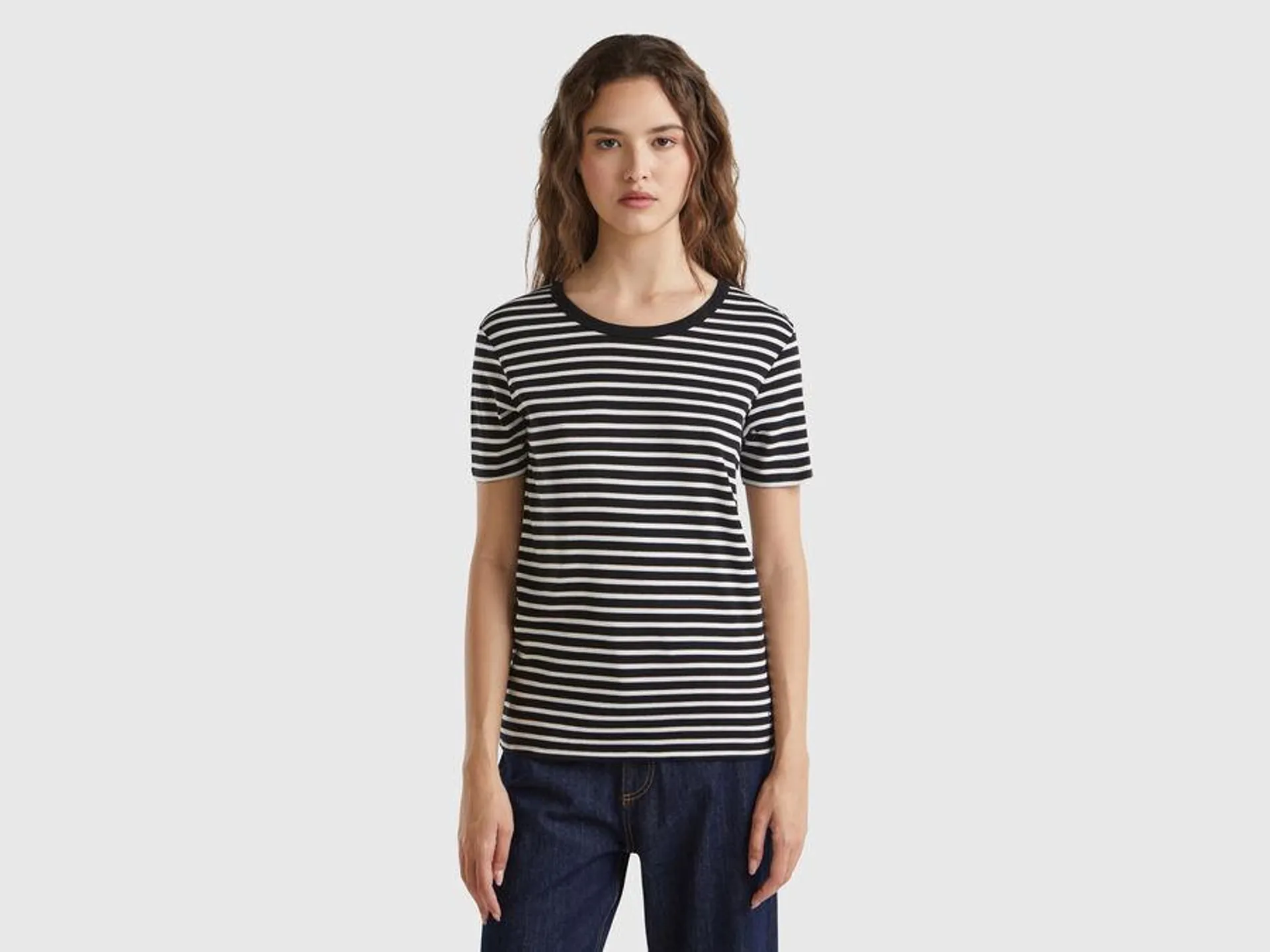 Crew neck striped t-shirt