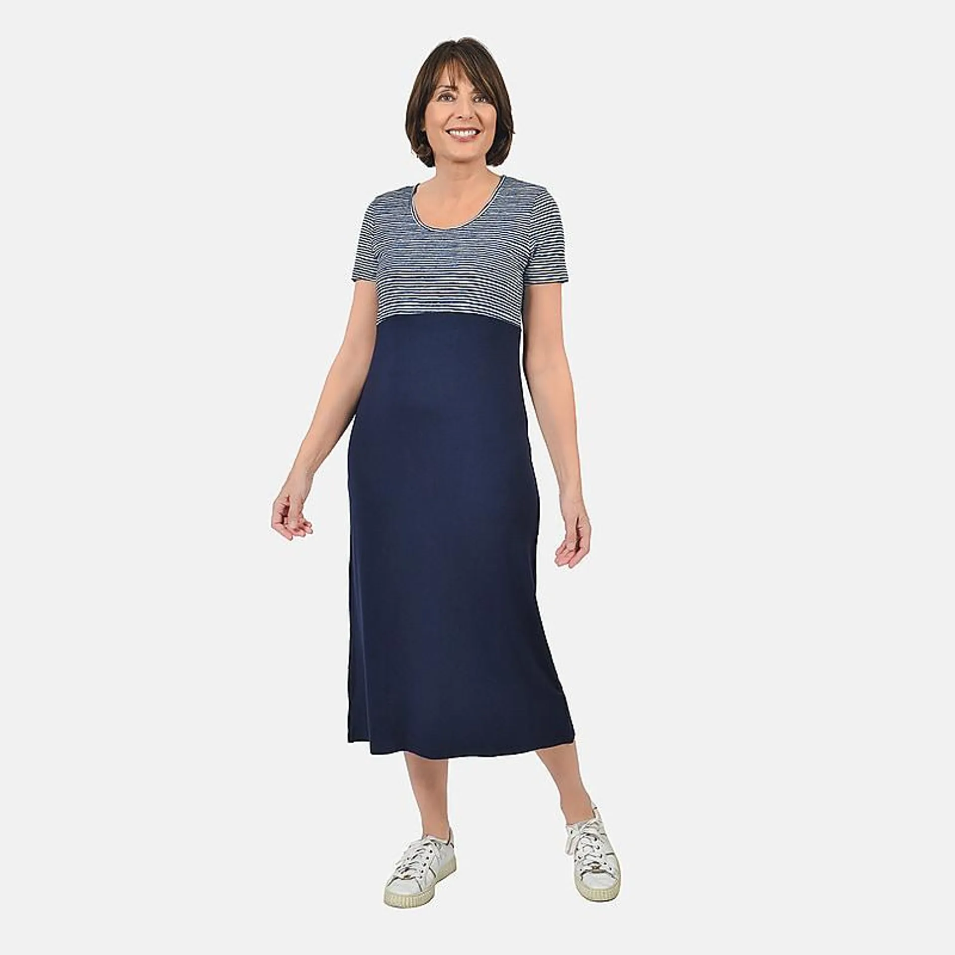 SUGARCRISP Short Sleeve T-Shirt Maxi Dress in Navy