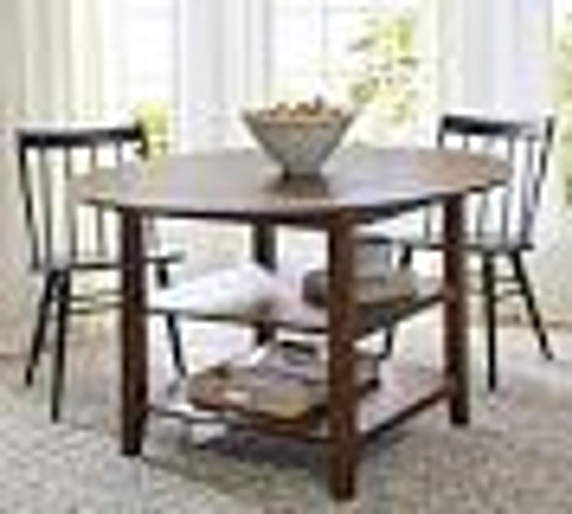 Amherst Oval Drop Leaf Dining Table (30"- 54")