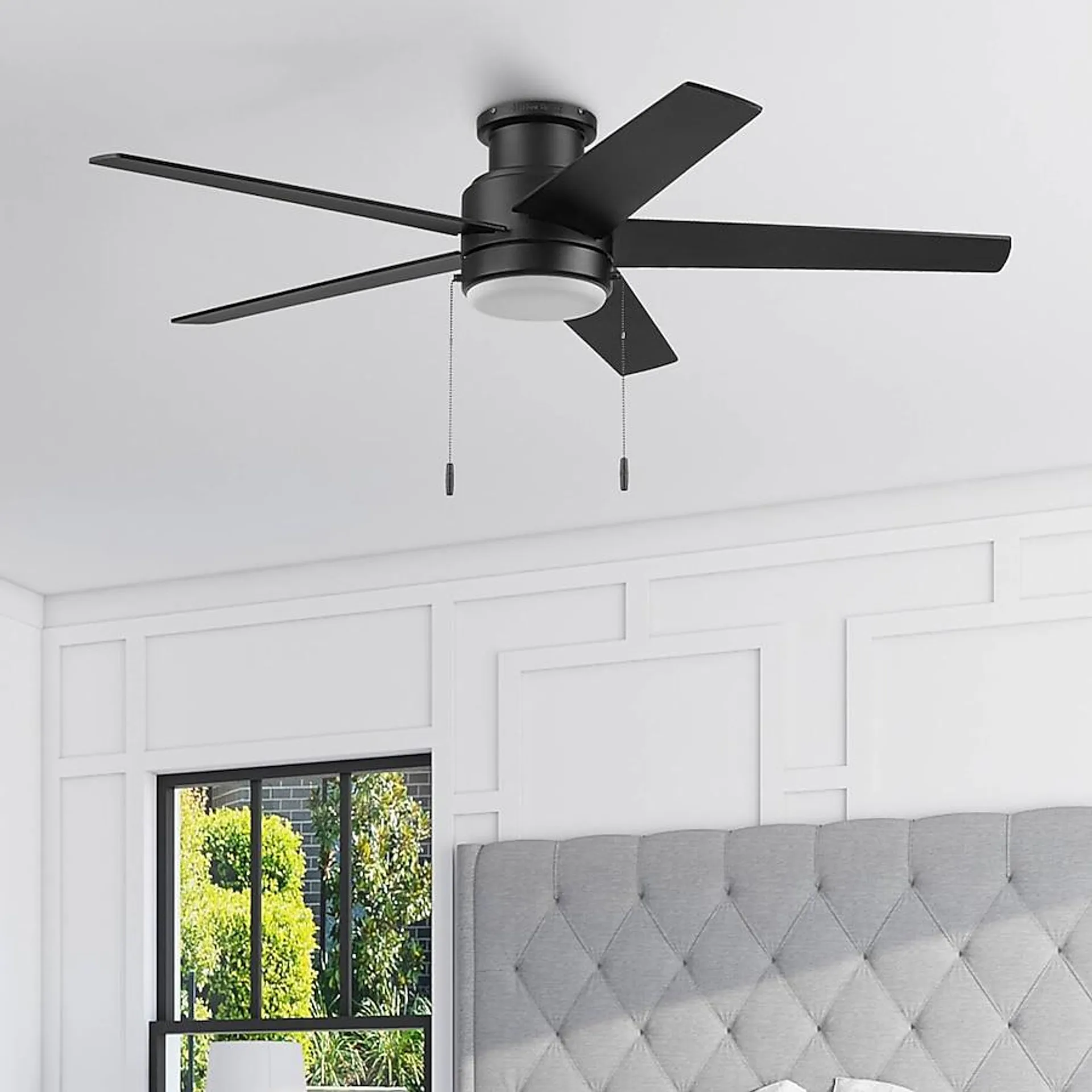 Harbor Breeze Fairbanks 52-in Color-Changing Outdoor Flush Mount Matte Black with Black/Sable Blades Ceiling Fan With Light ( 5 -Blade )
