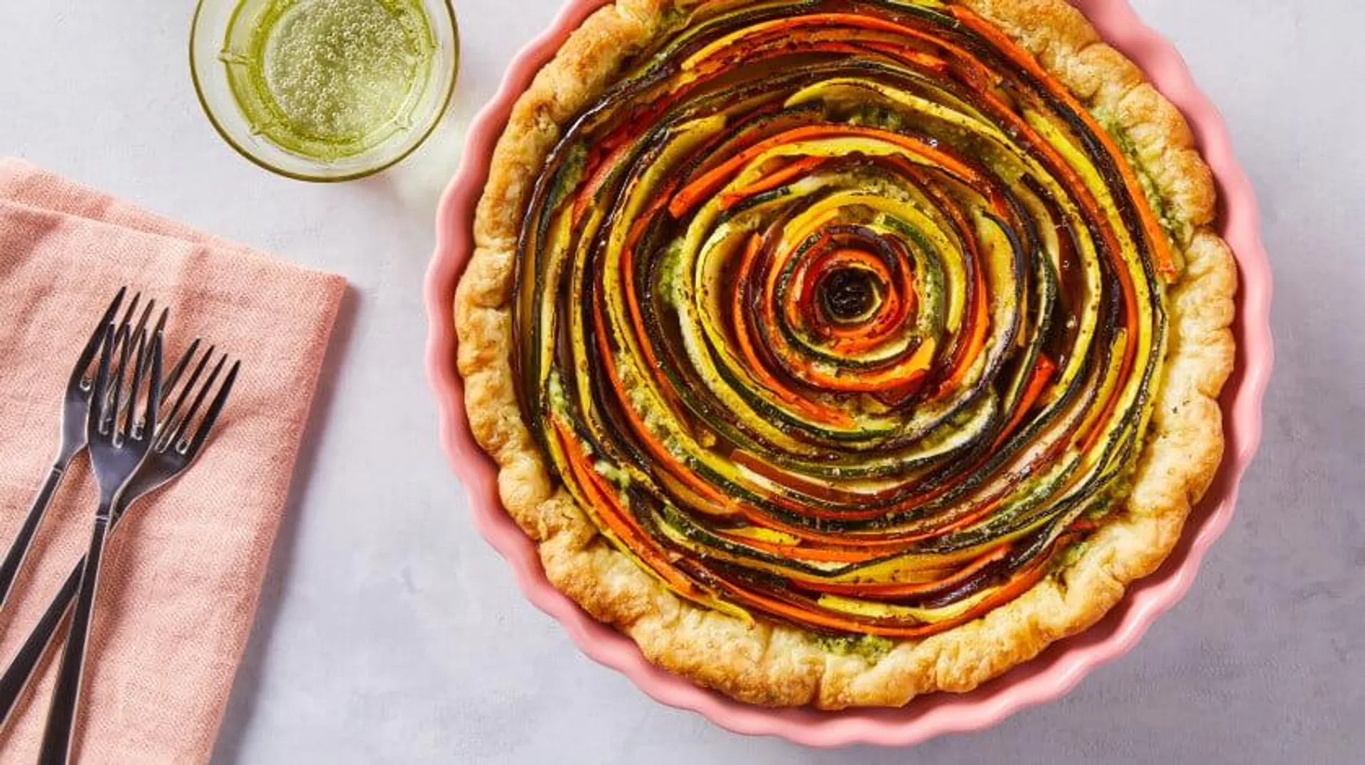 Rainbow veggie & pesto tart