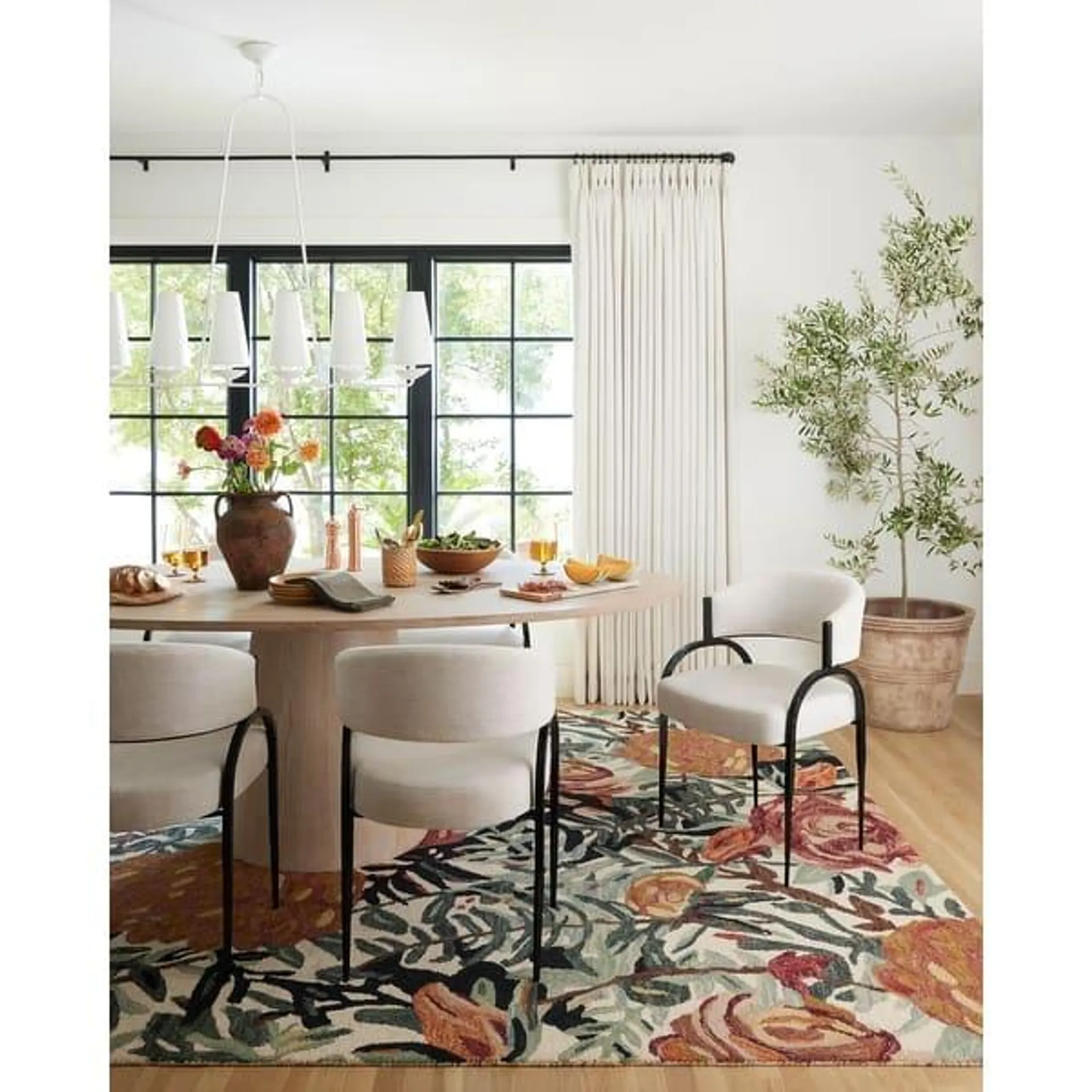 Alexander Home Evelyn Floral Bouquet Area Rug