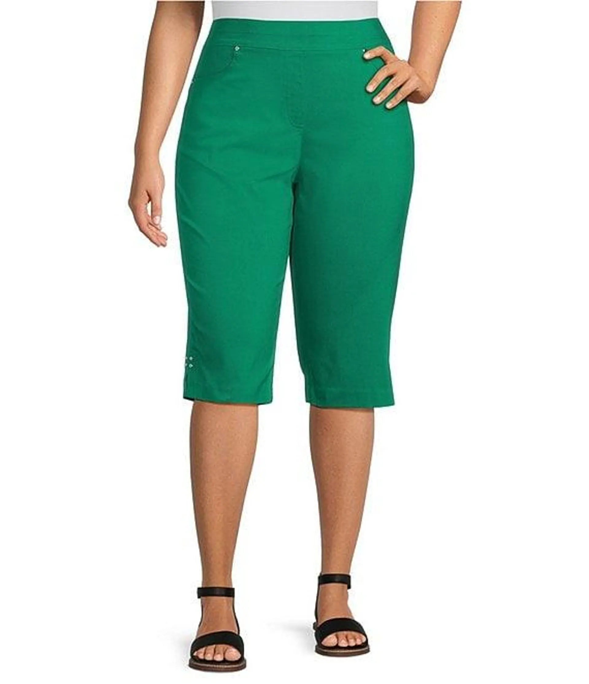 Plus Size Tech Stretch Pull-On Skimmer Pants