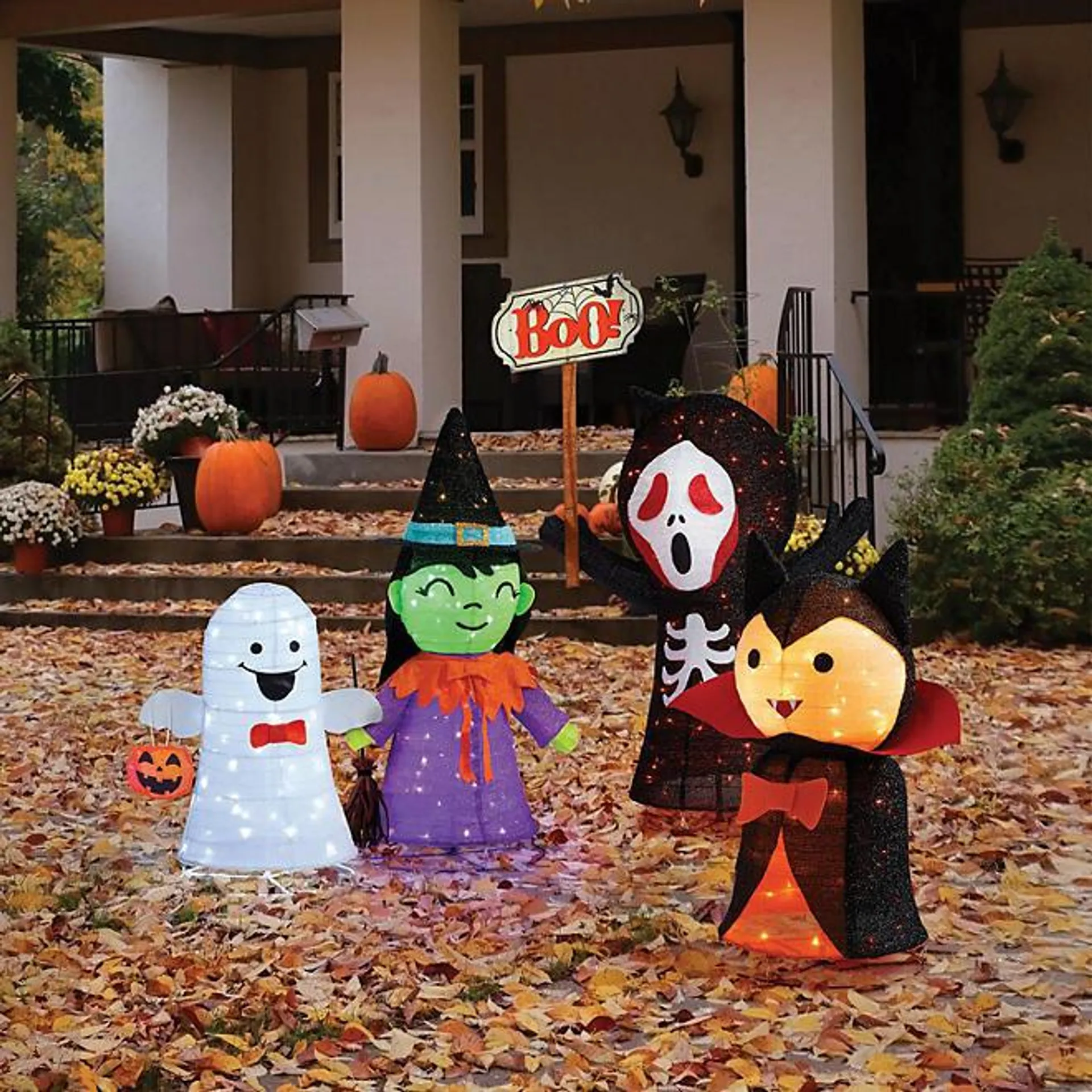 Member's Mark 4 piece Pop-Up Halloween Pals