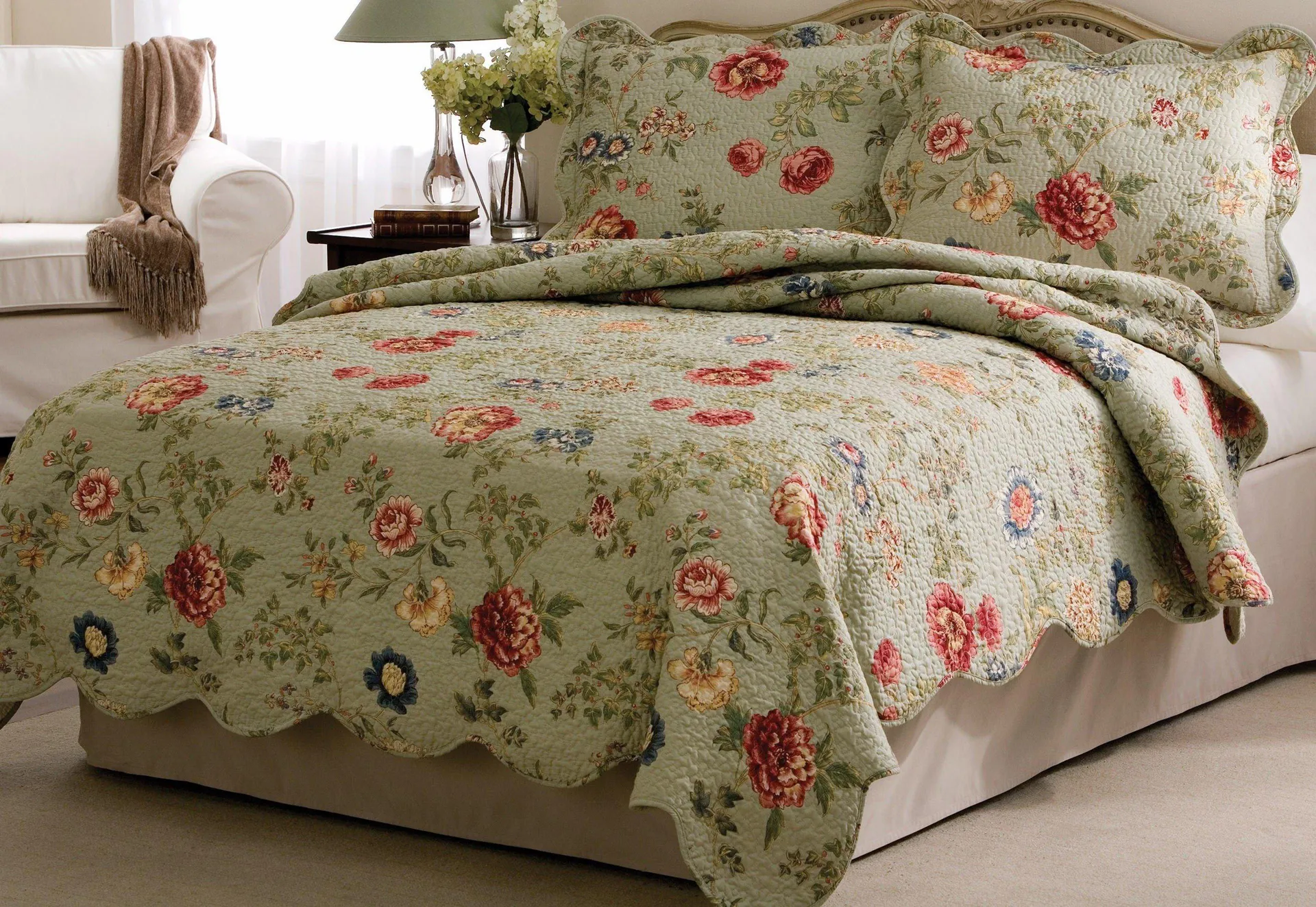 American Traditions Edens Garden Quilt Set