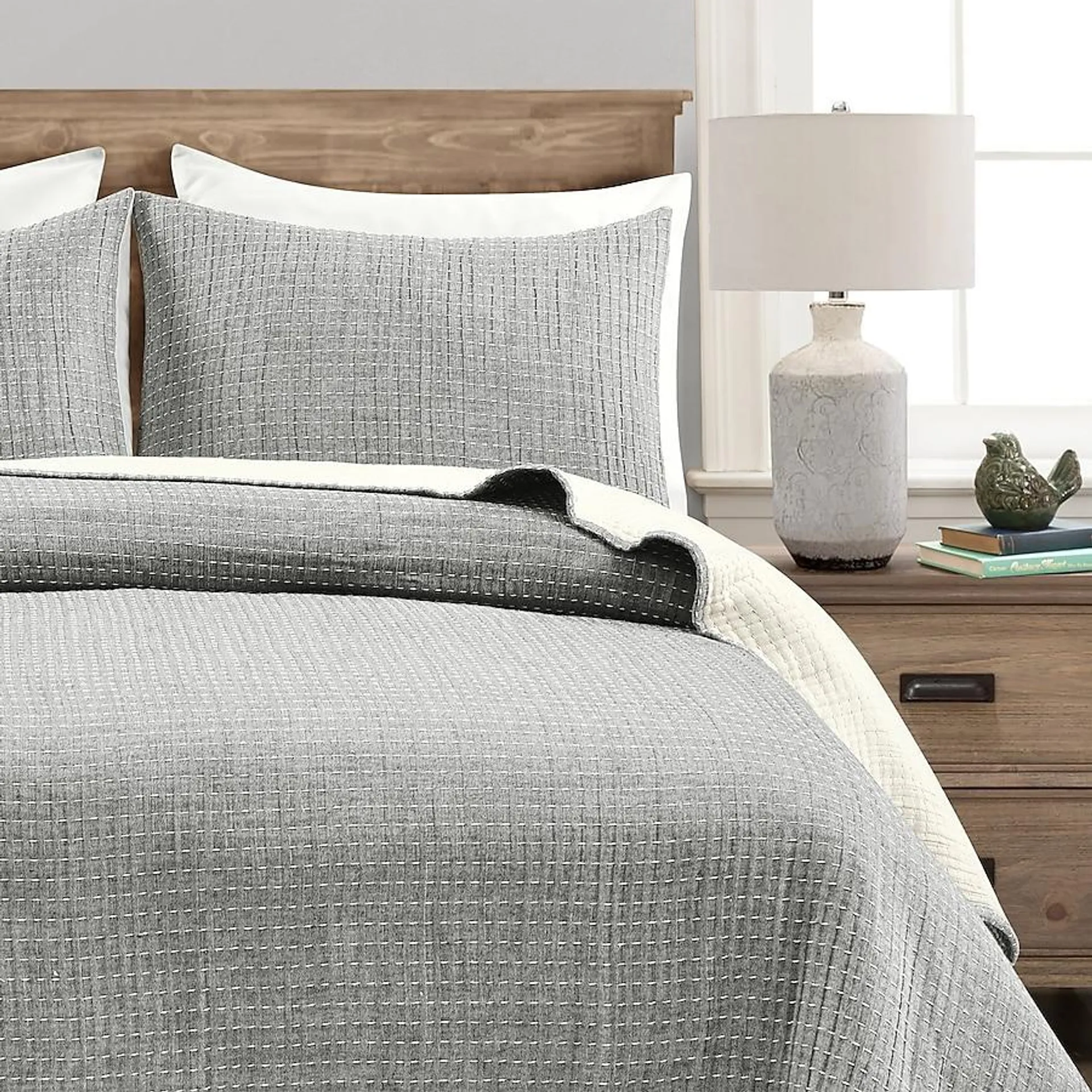 Lush Decor Light Gray Solid King Quilt Cotton