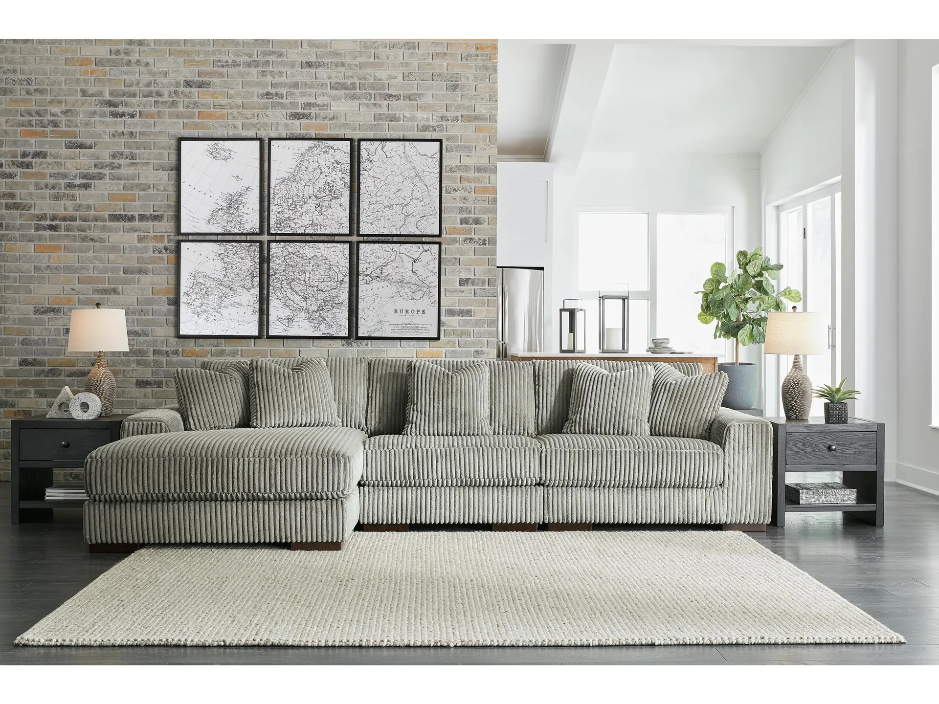 Lindyn 3-Piece Modular Sofa with Chaise