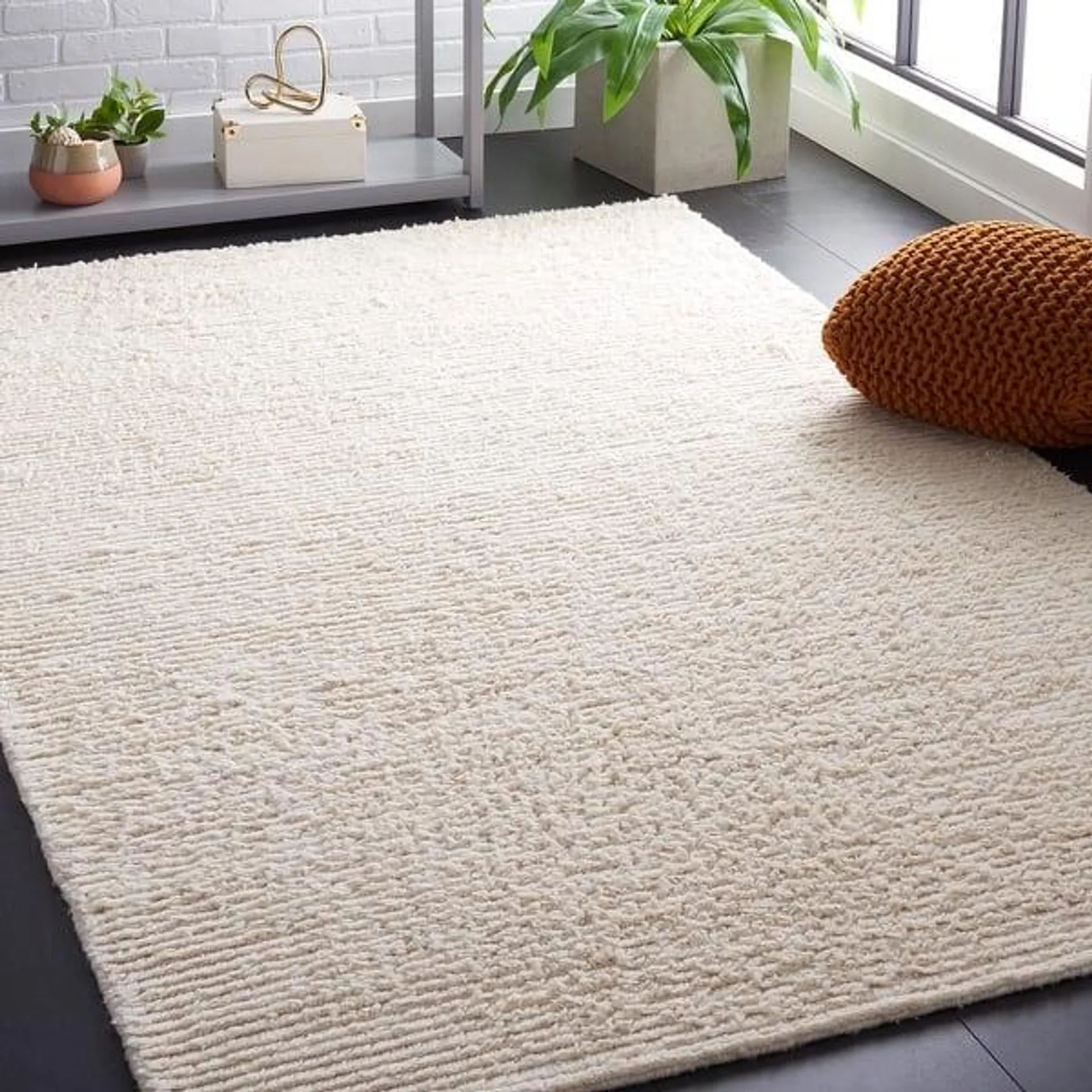 SAFAVIEH Handmade Casablanca Trautchen Wool Rug