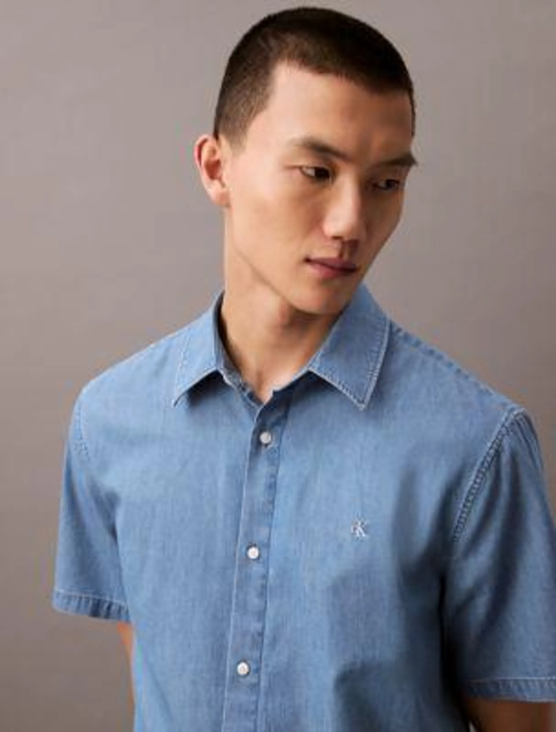 Chambray Button Down Short Sleeve Shirt