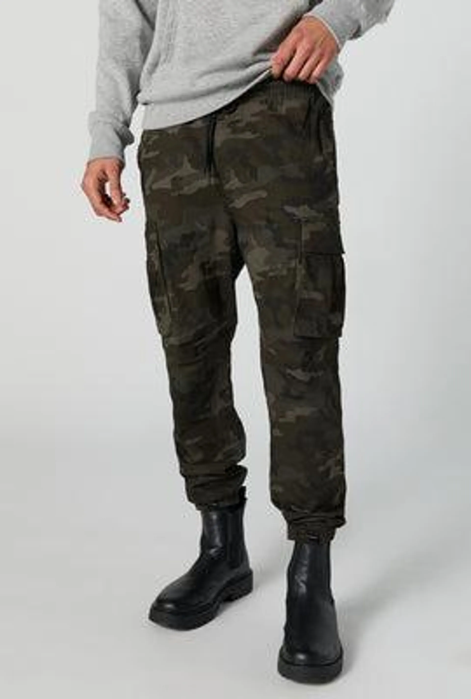 Camo Drawstring Cargo Jogger