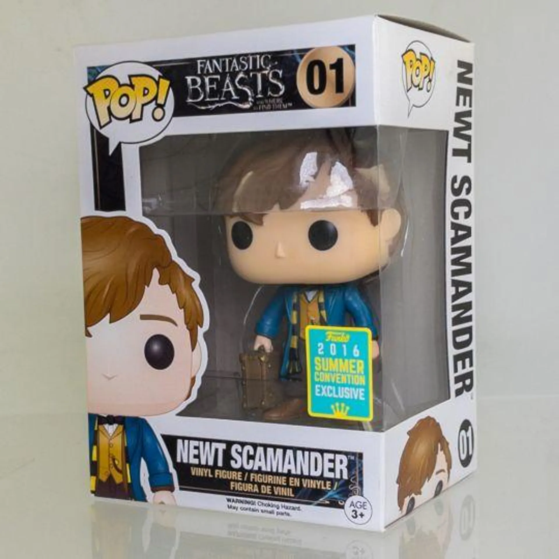 Funko POP! - Fantastic Beasts - Vinyl Figure - NEWT SCAMANDER (Wand & Briefcase) #01 (Excl) *NM*