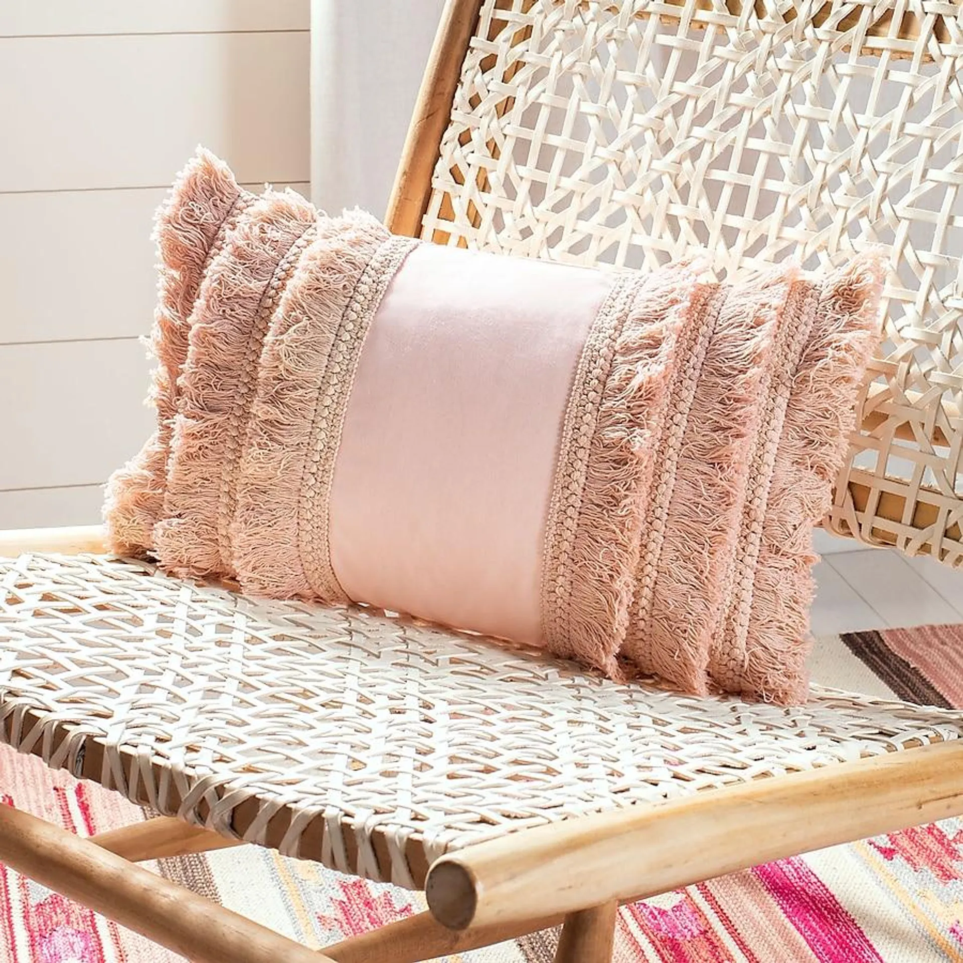 Safavieh Grema 12-in x 20-in Pink Indoor Decorative Pillow